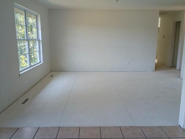 310 White River Mountain Boulevard Property Photo 5
