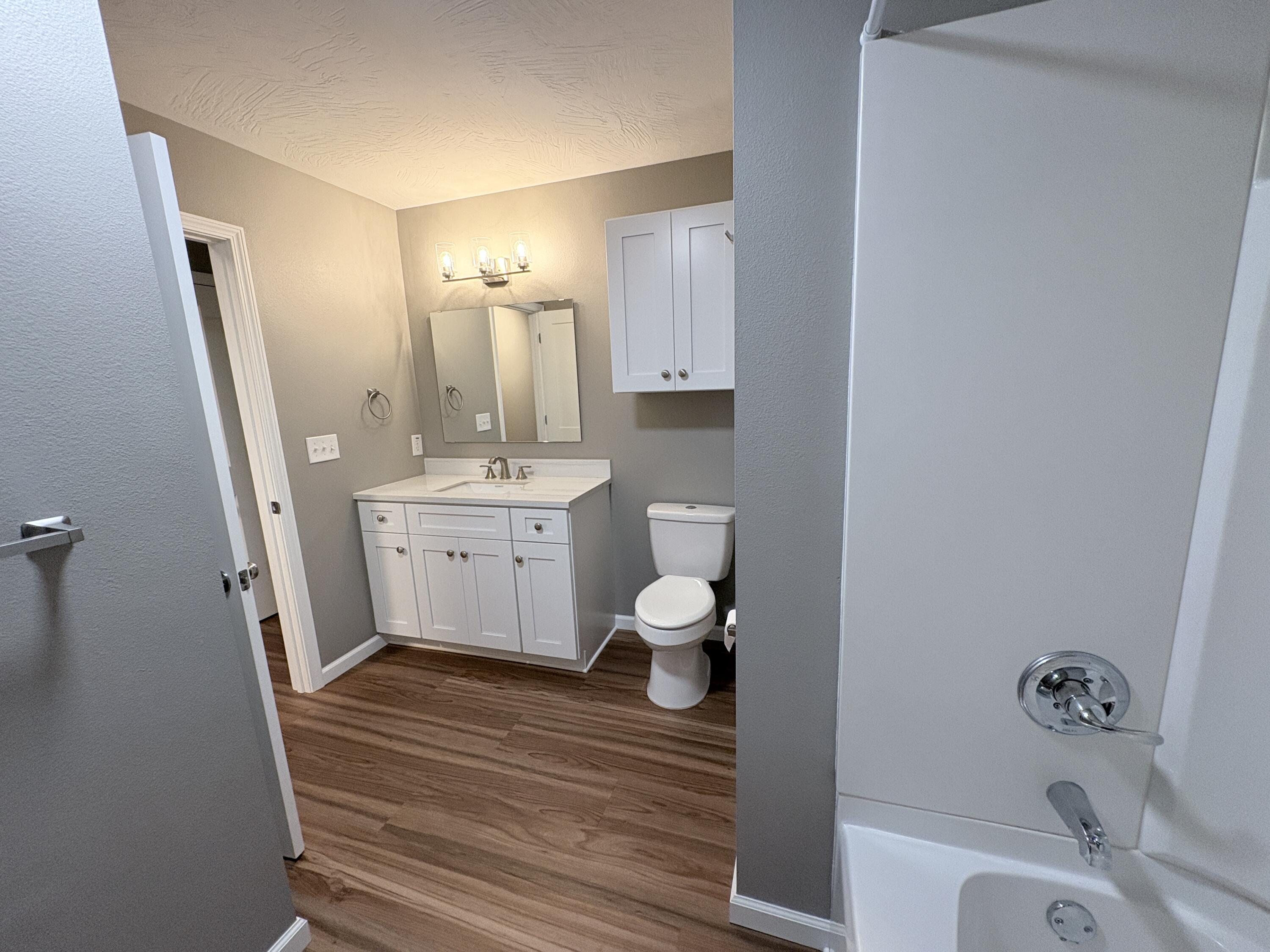 3006 West Hovey Street Property Photo 15