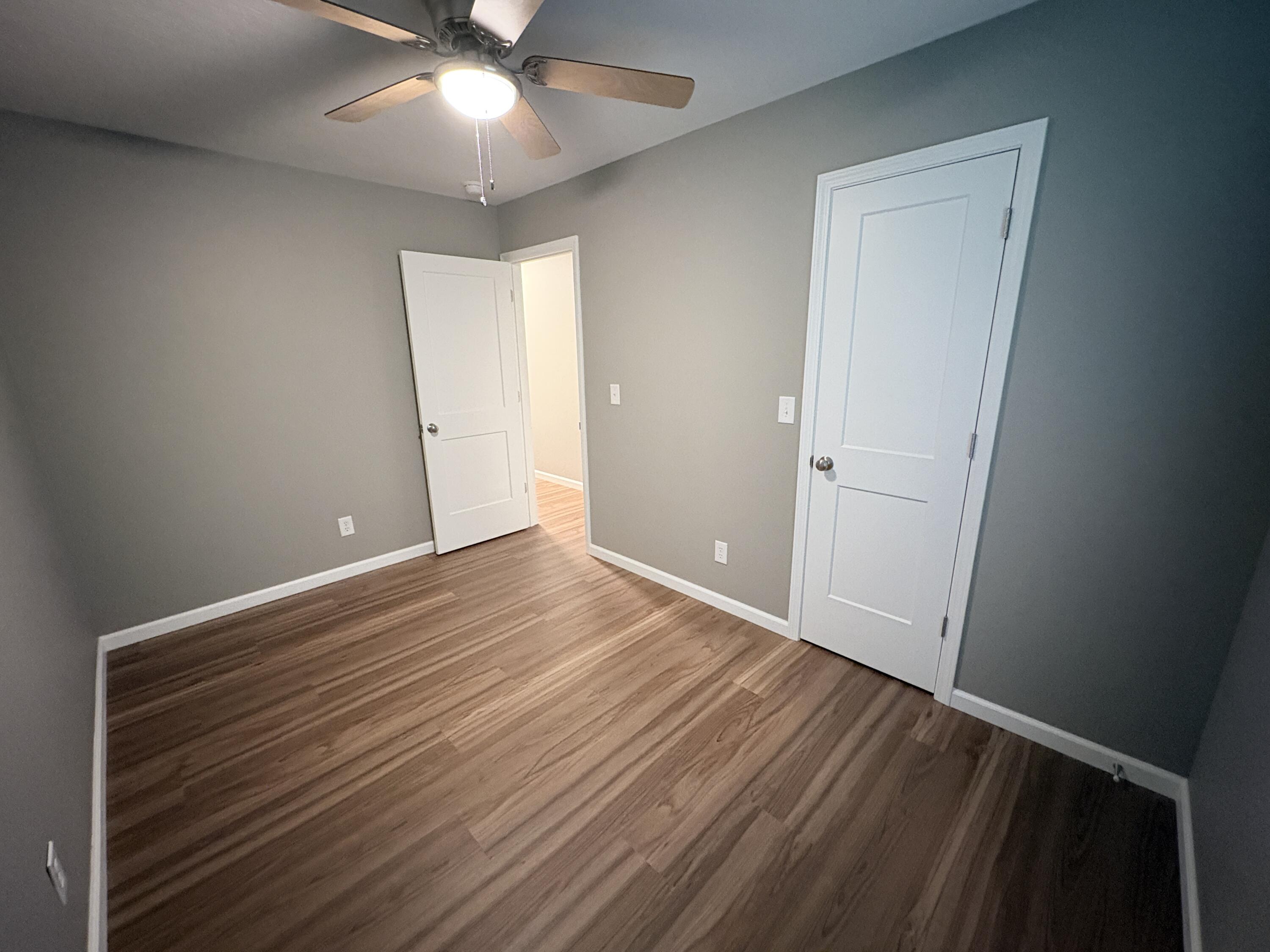 3006 West Hovey Street Property Photo 21