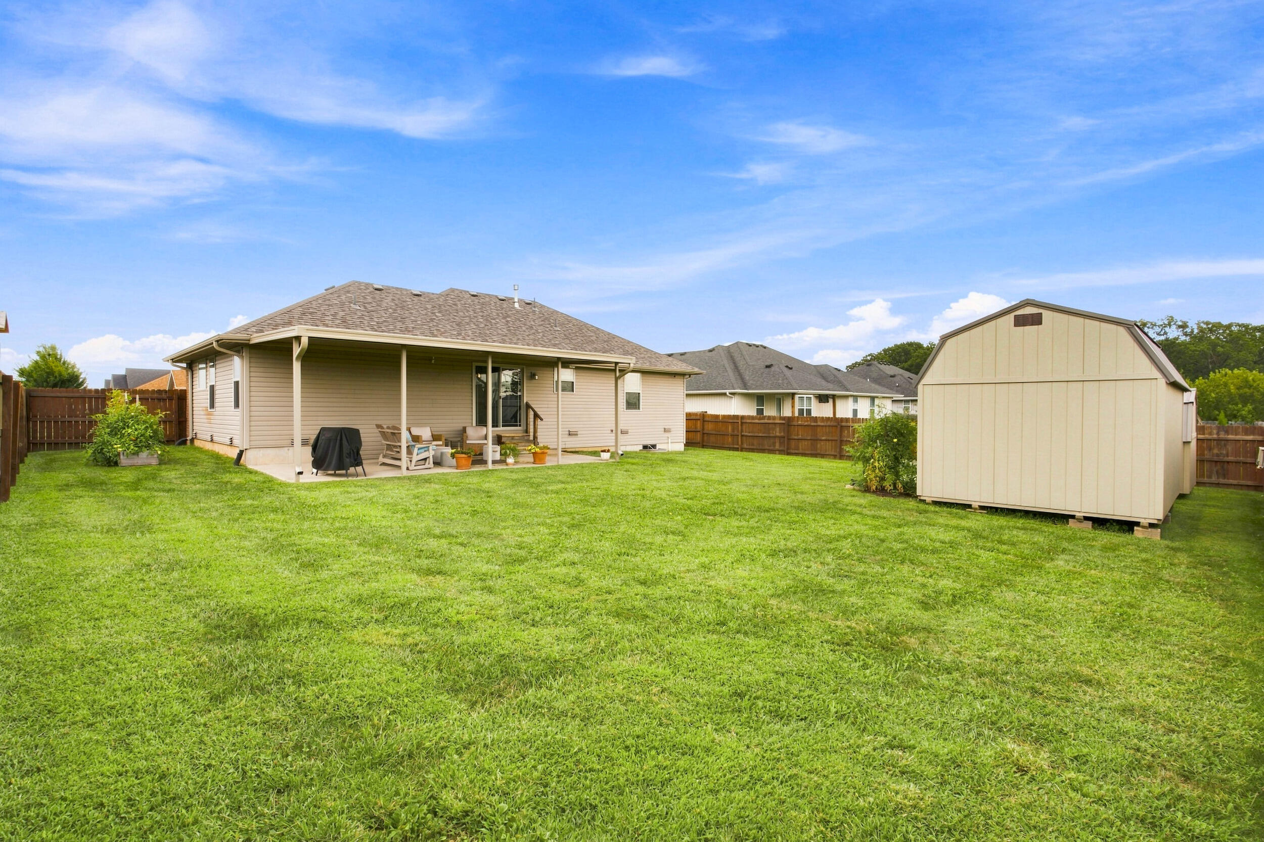 625 Olive Street Property Photo 29