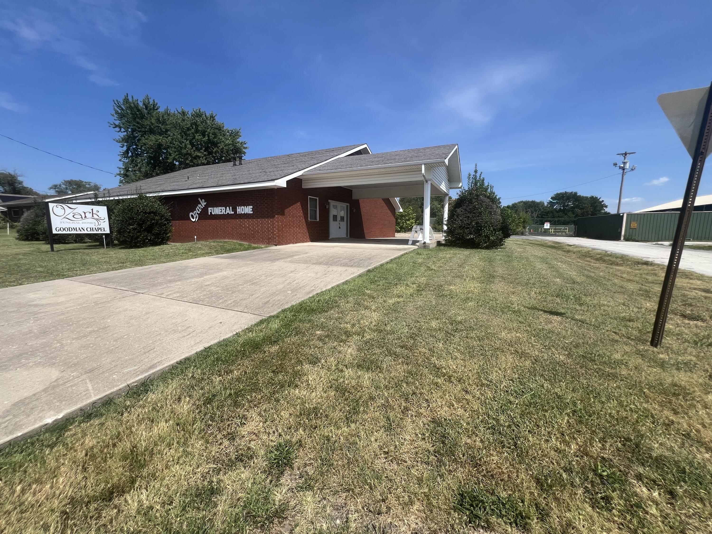 130 North Roy Hill Boulevard Property Photo 8