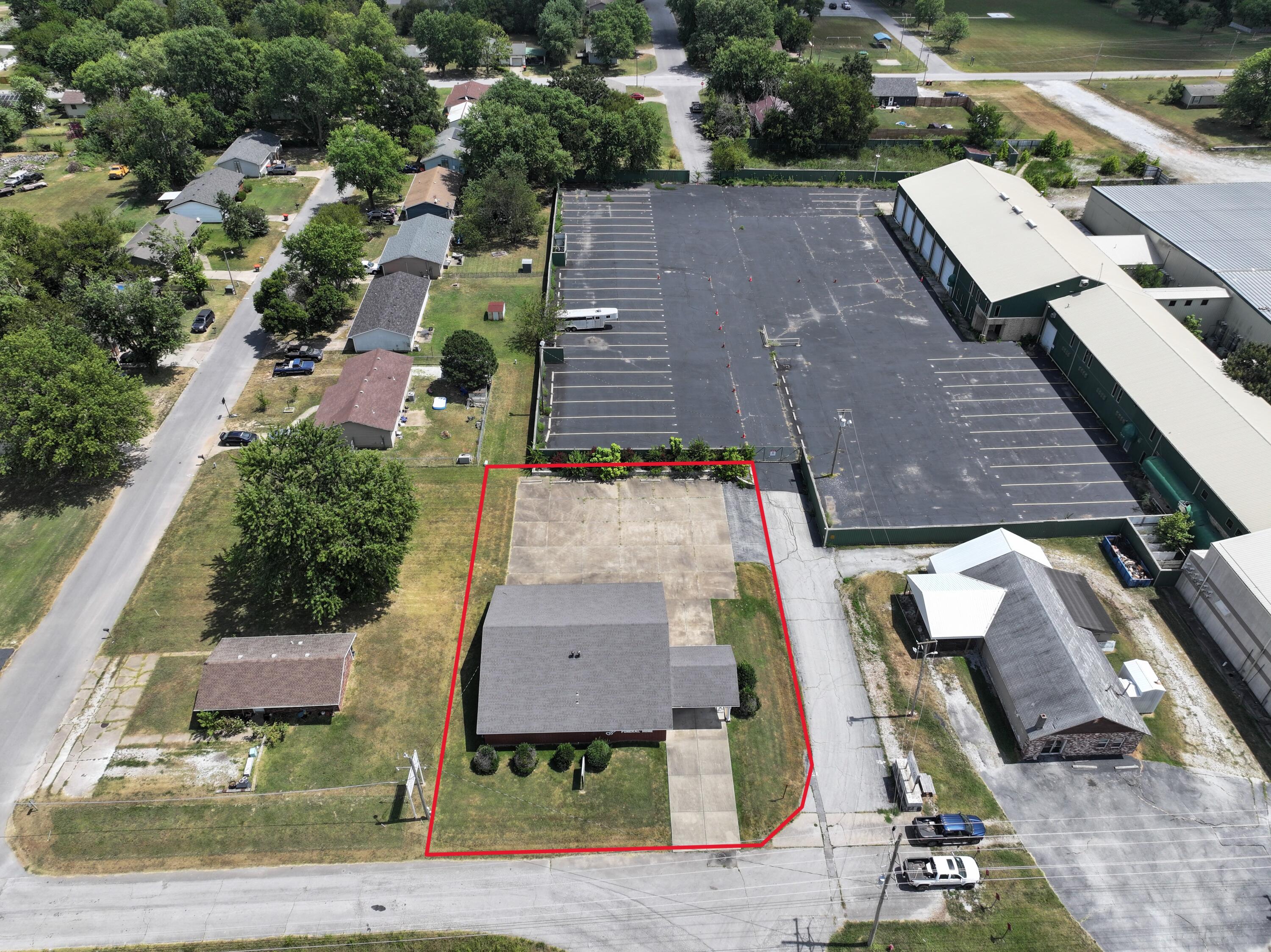 130 North Roy Hill Boulevard Property Photo 16
