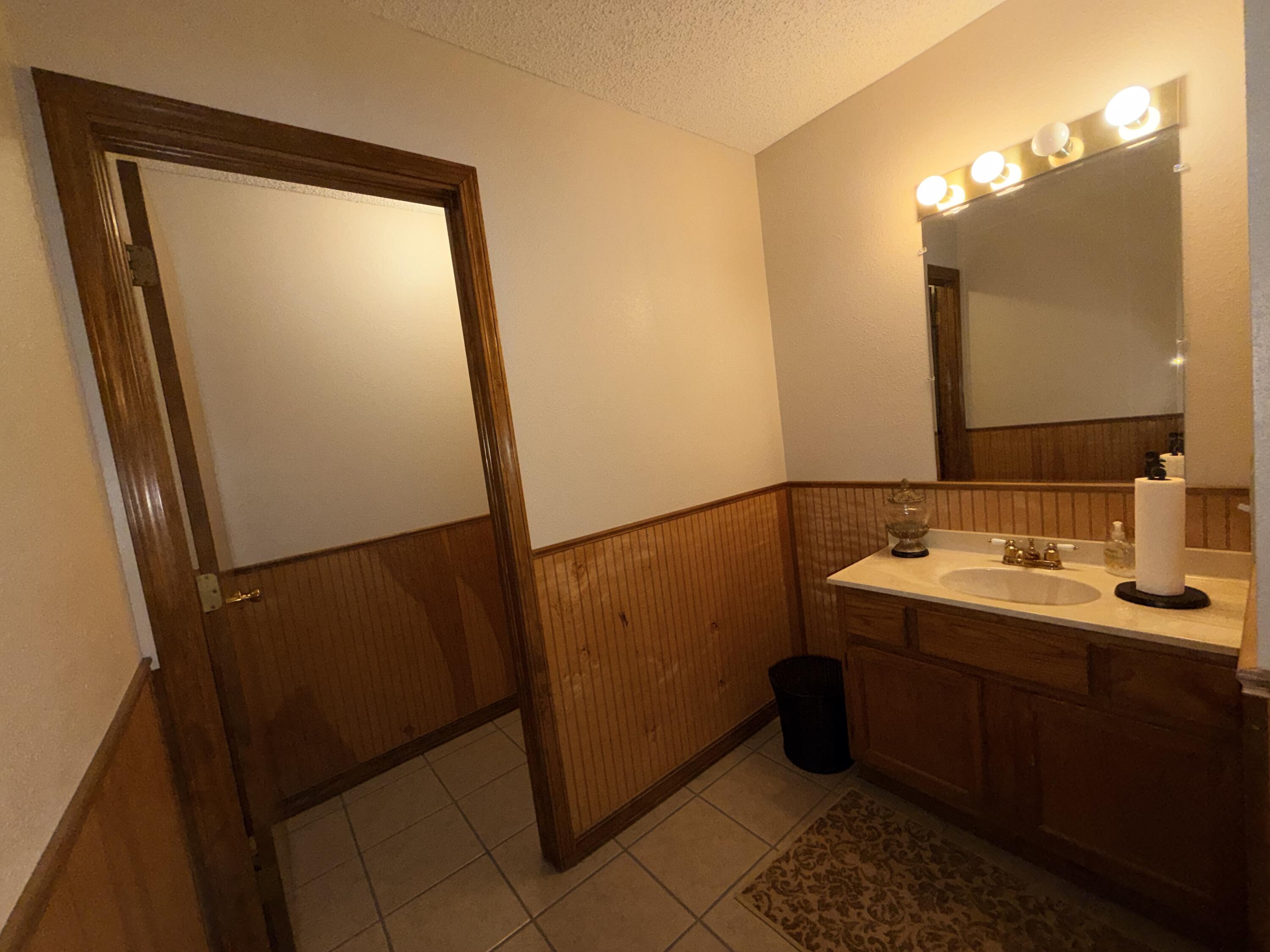 130 North Roy Hill Boulevard Property Photo 17