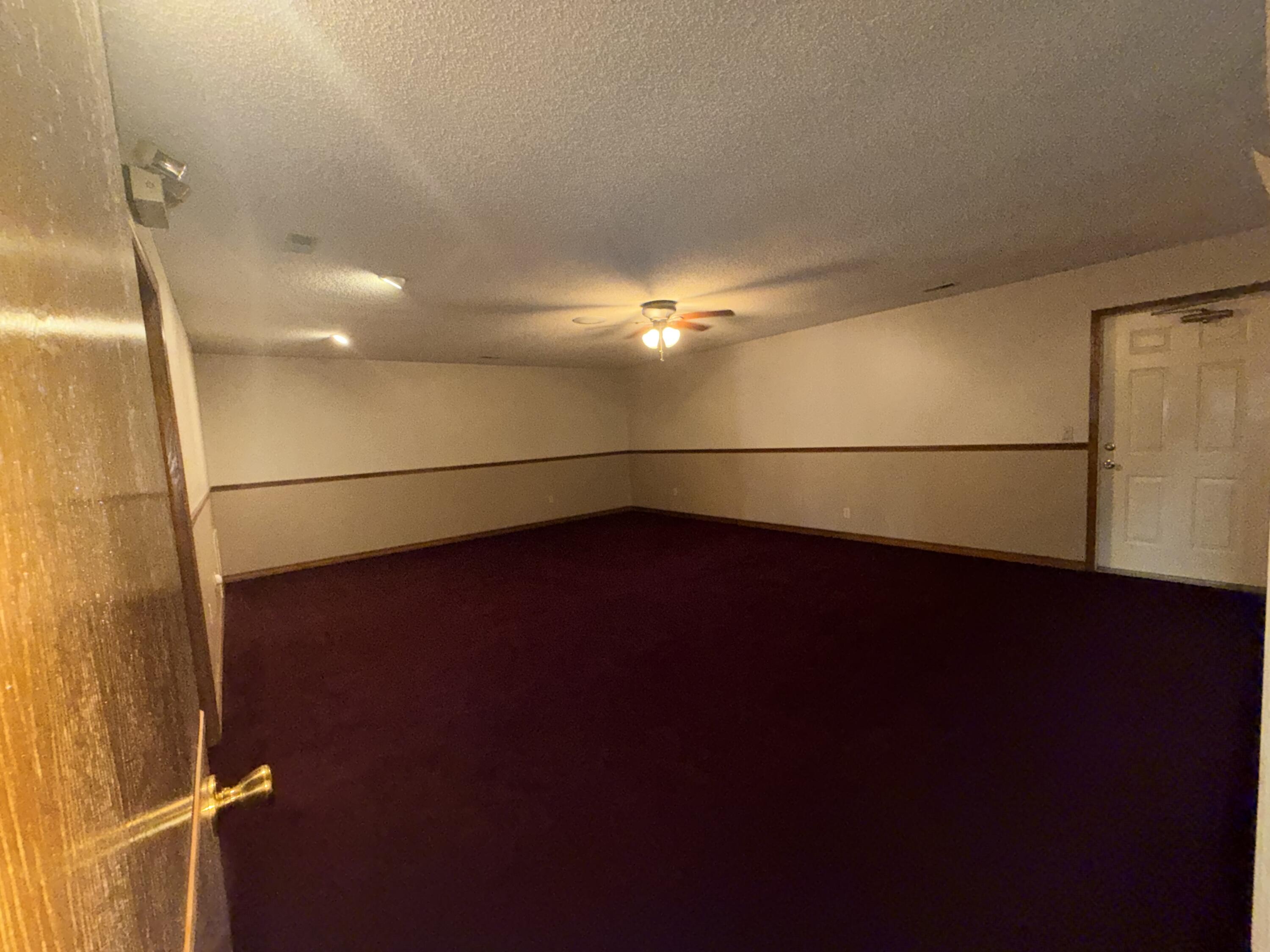 130 North Roy Hill Boulevard Property Photo 18