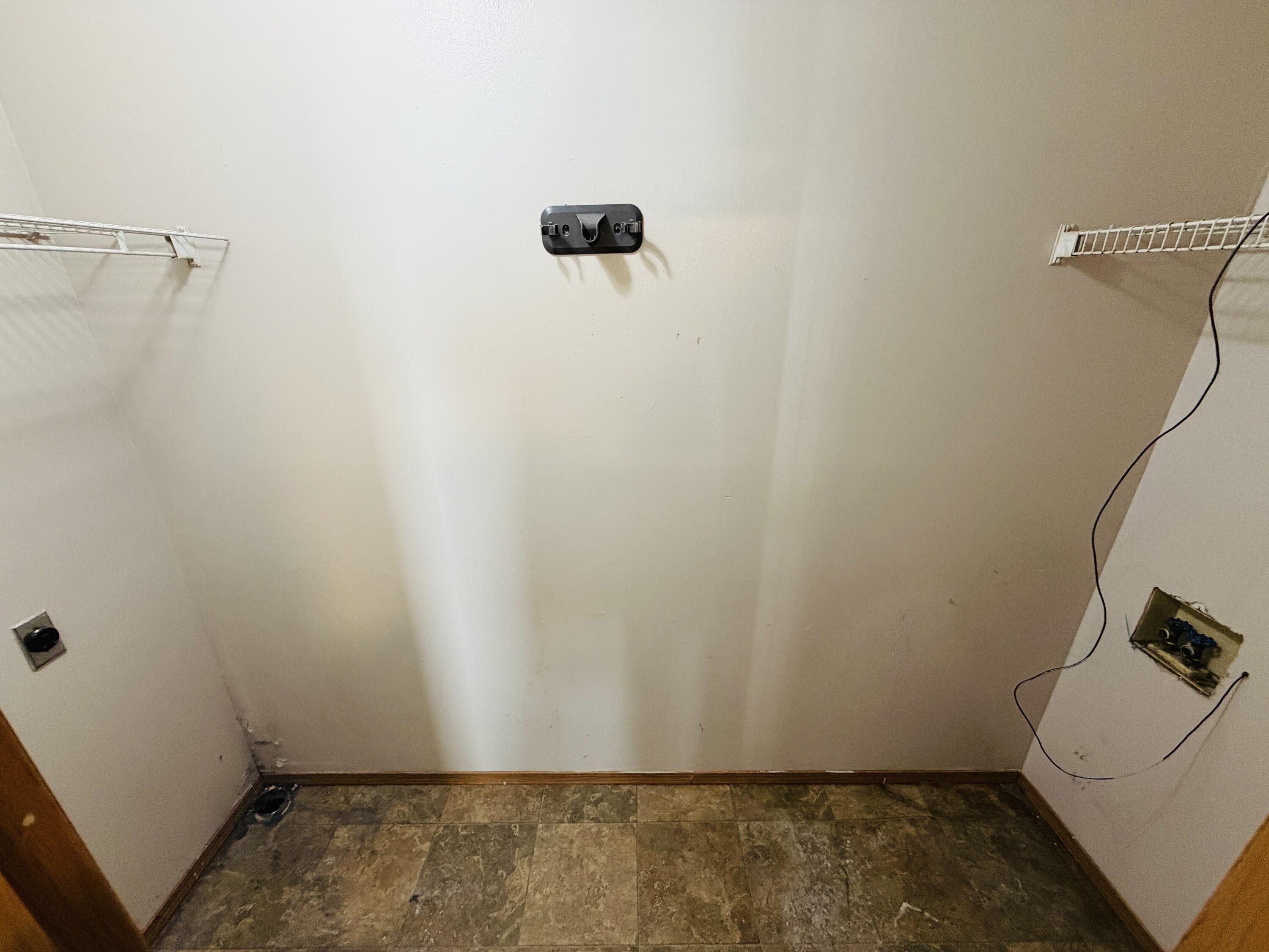 1432 North Prospect Avenue A & B Property Photo 5