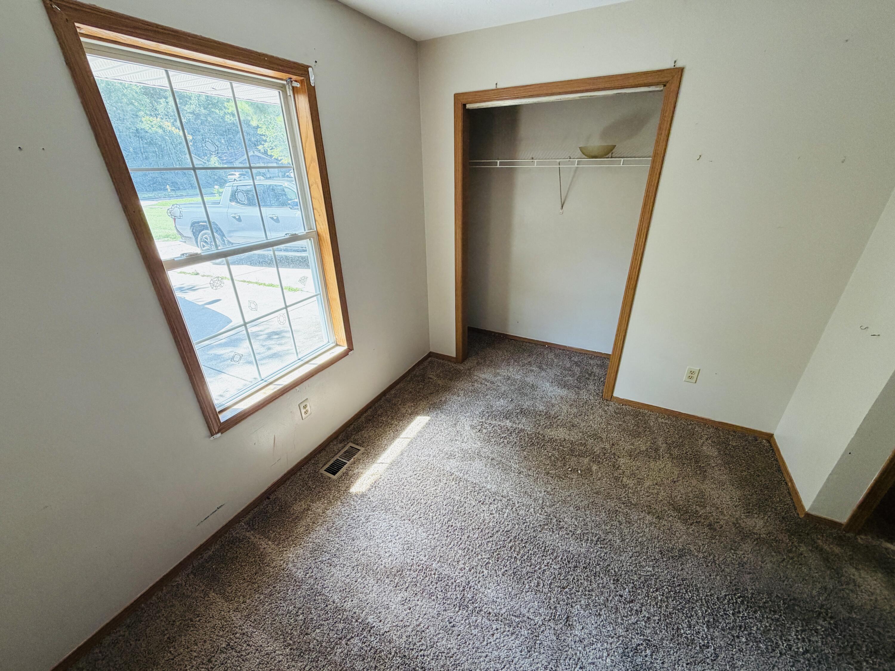 1432 North Prospect Avenue A & B Property Photo 12