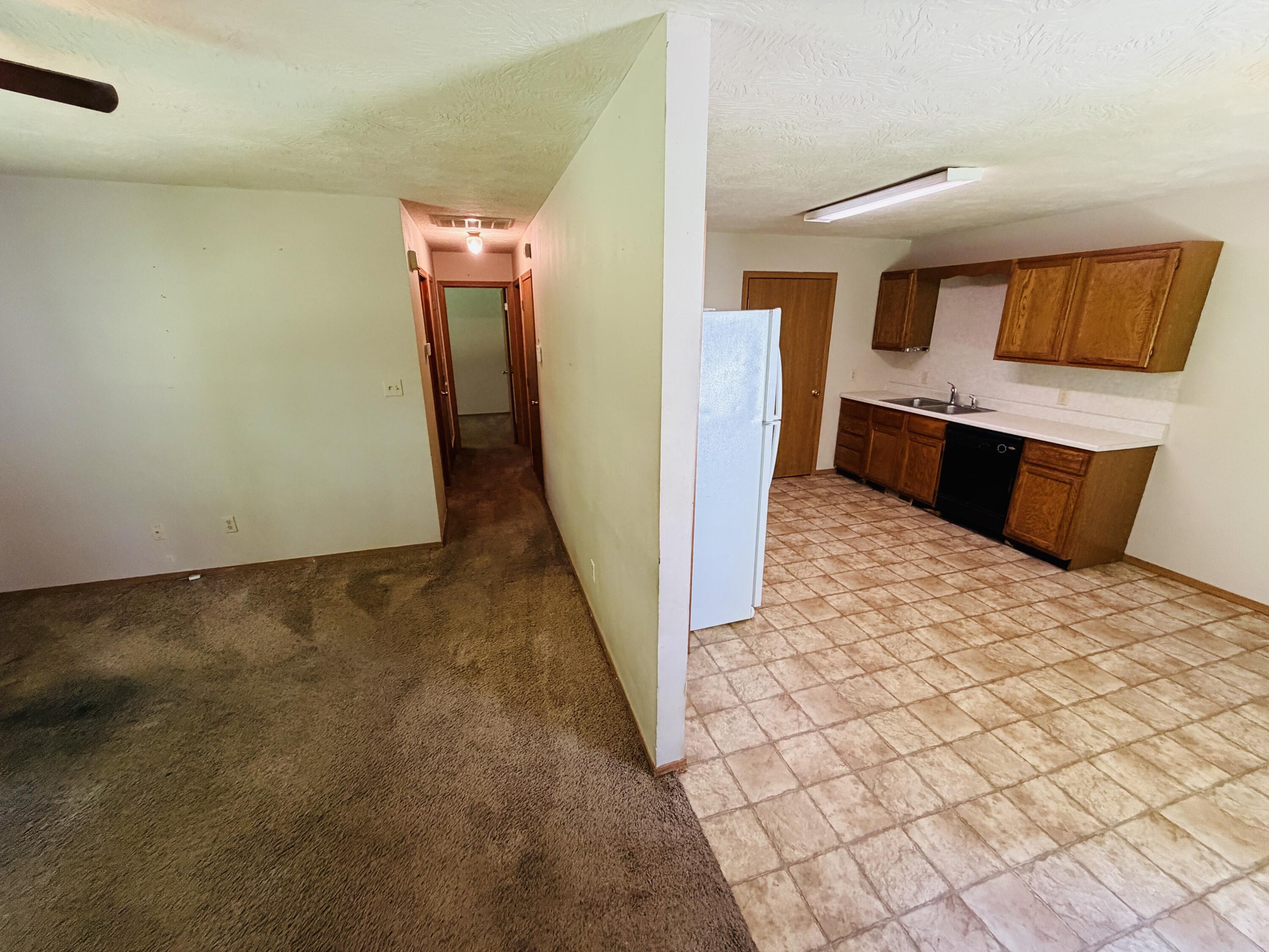 1432 North Prospect Avenue A & B Property Photo 13