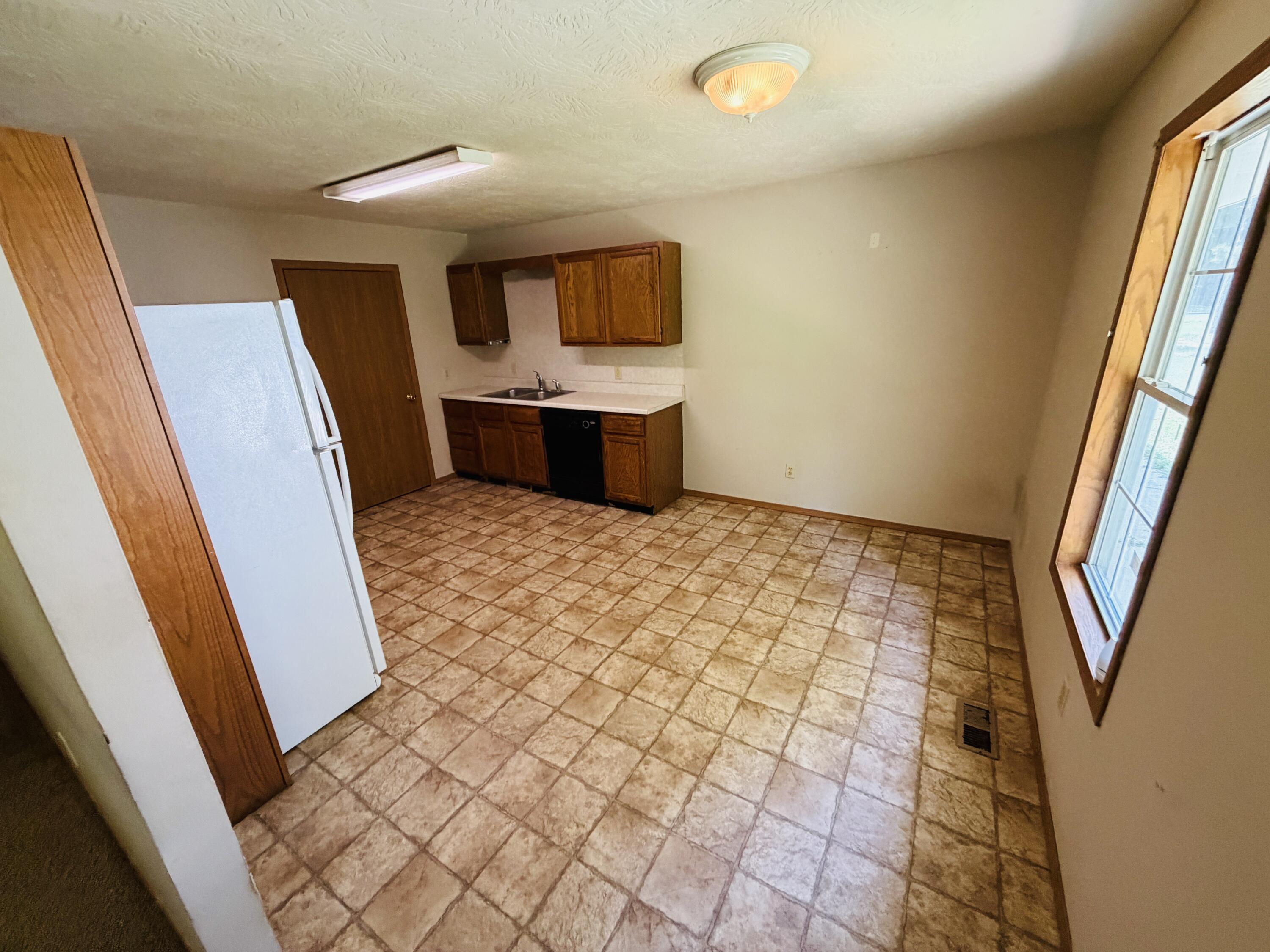 1432 North Prospect Avenue A & B Property Photo 14