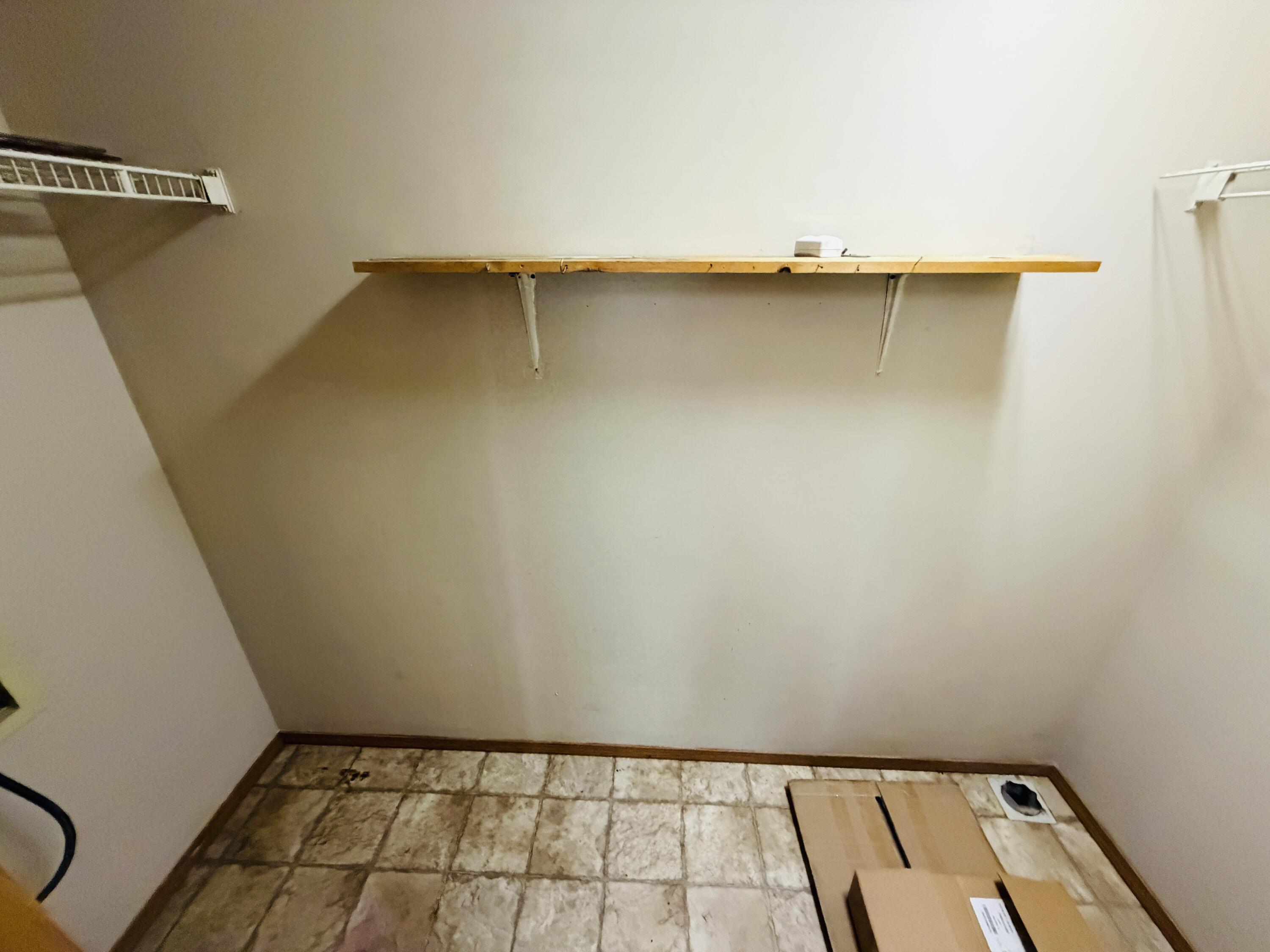 1432 North Prospect Avenue A & B Property Photo 17