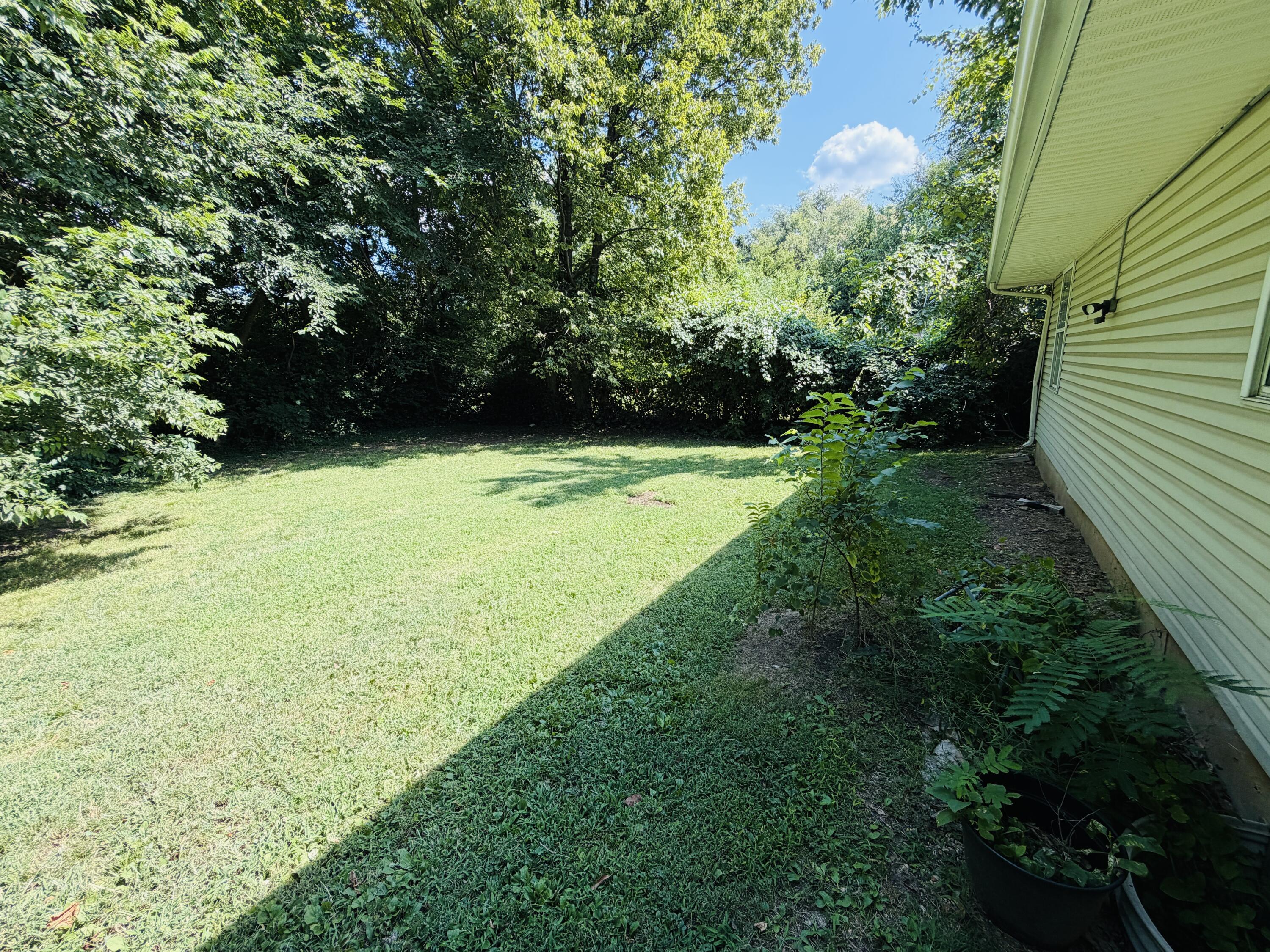 1432 North Prospect Avenue A & B Property Photo 24