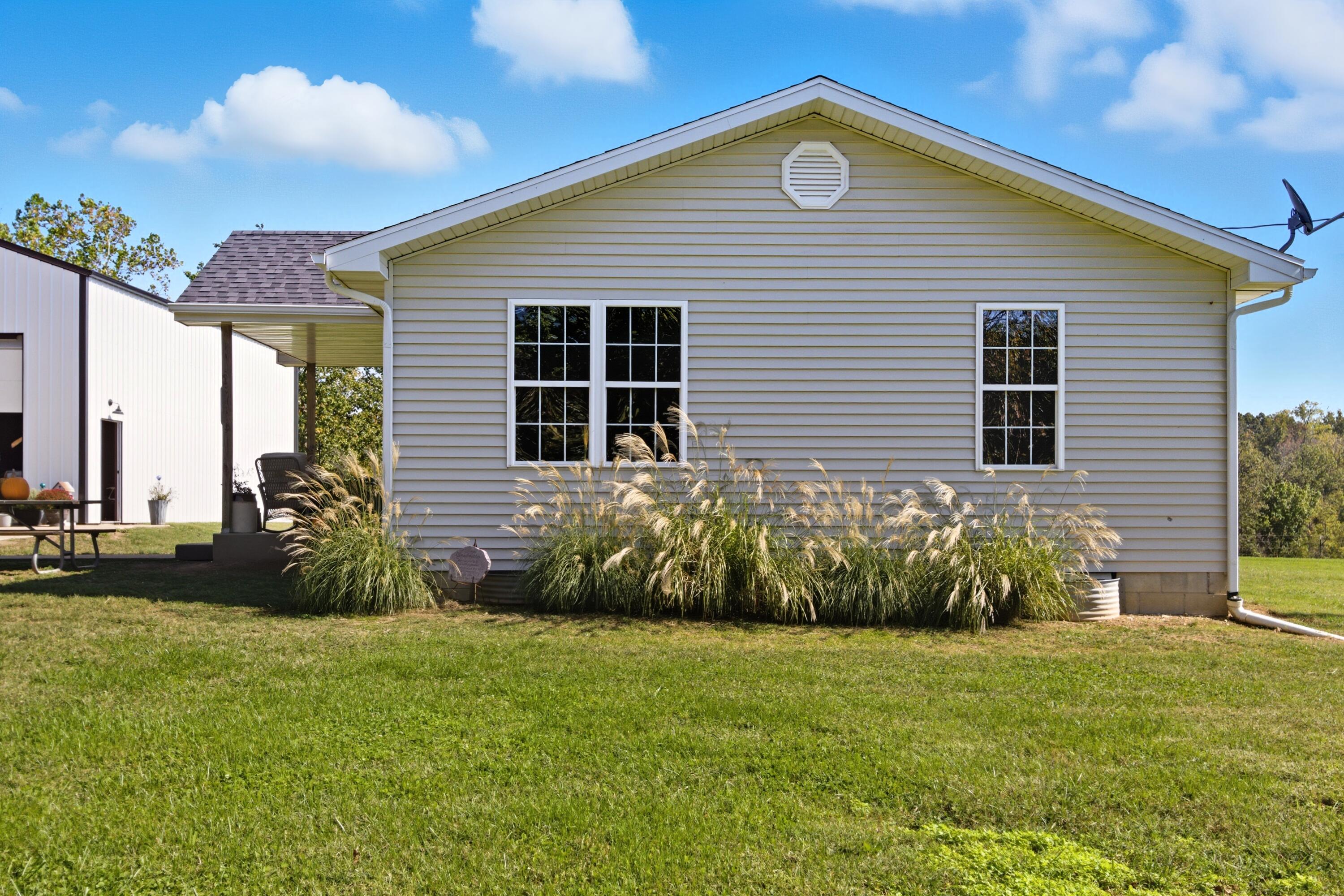 638 North Dade 181 Property Photo 4
