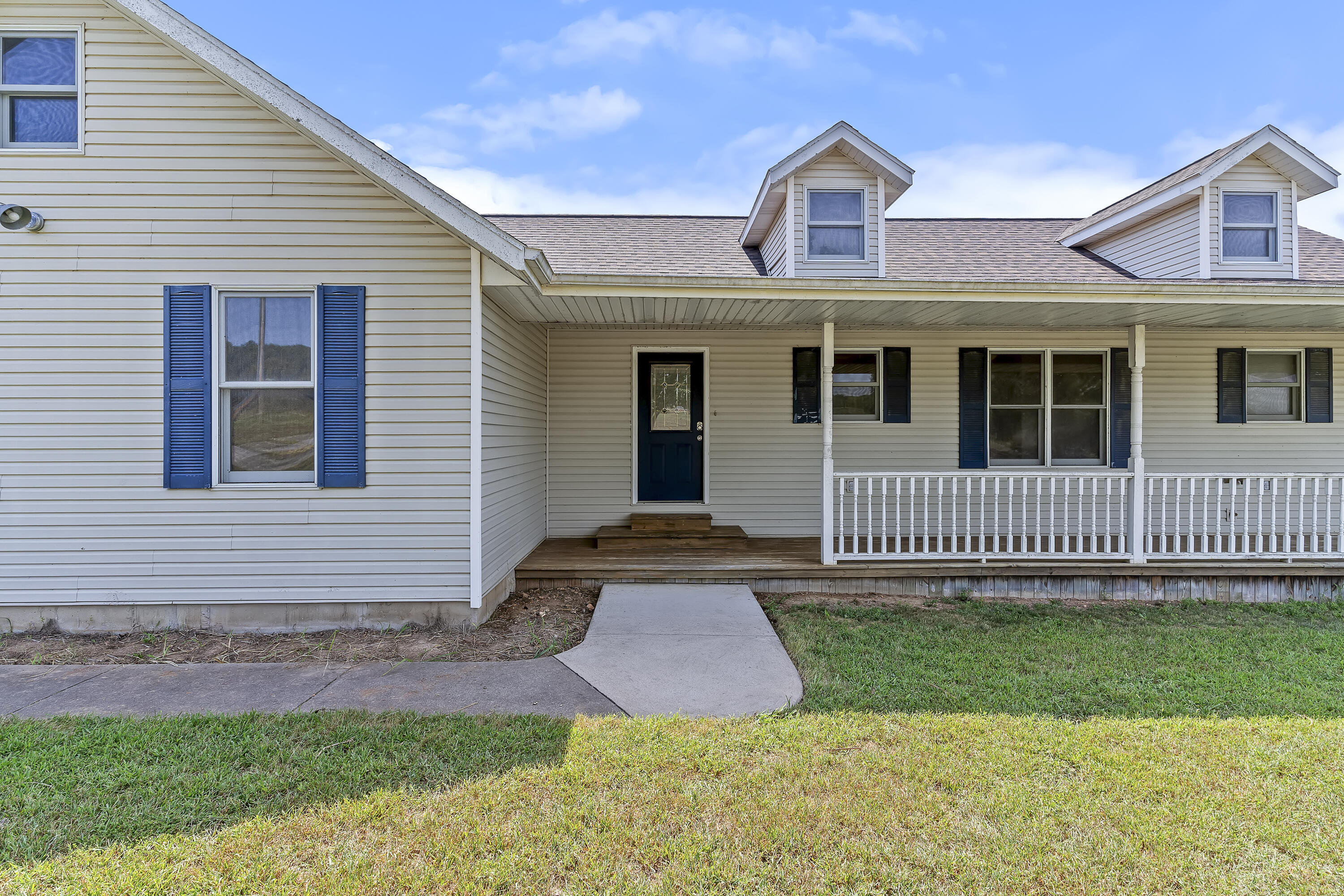 2065 West Horse Haven Trail Property Photo 5
