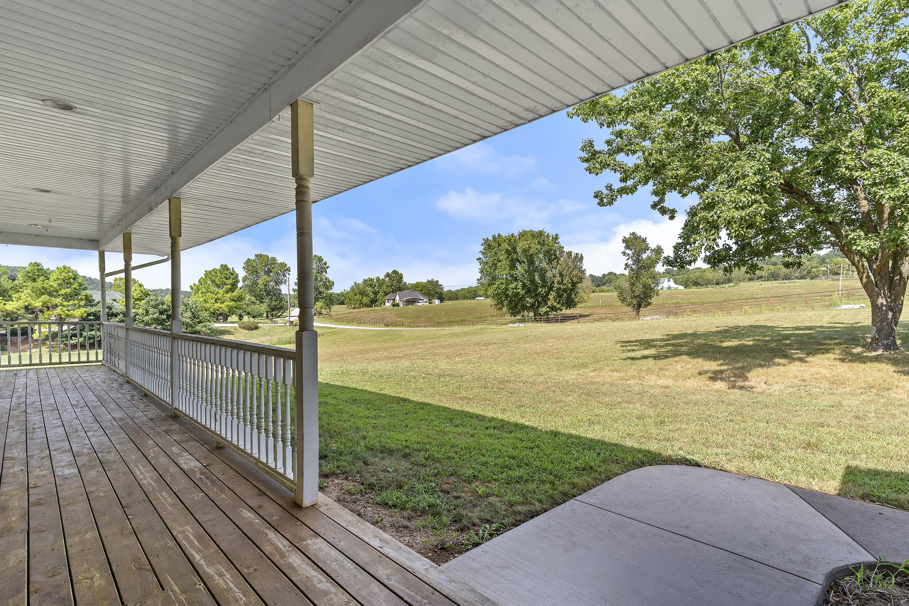2065 West Horse Haven Trail Property Photo 6