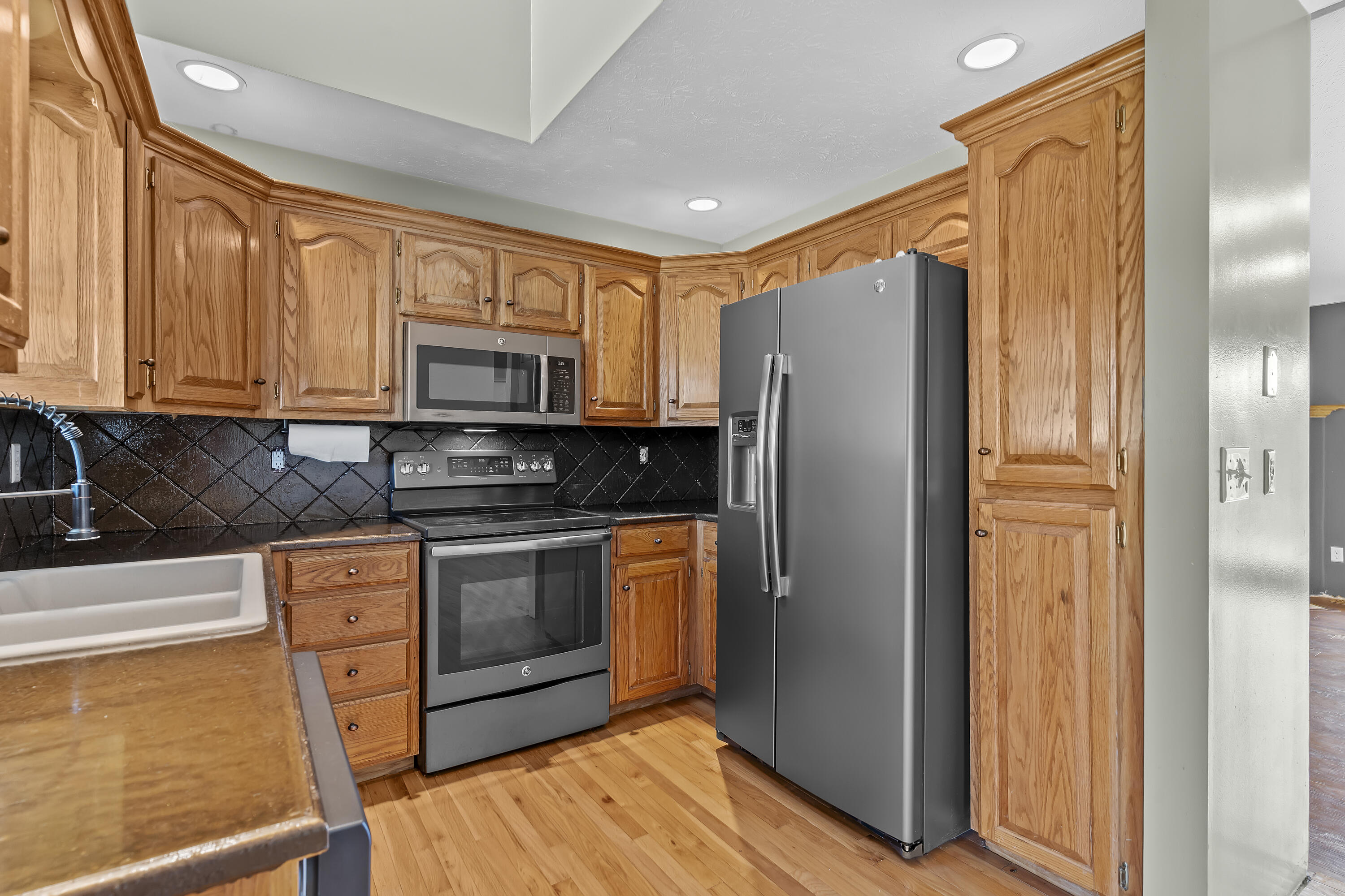 2065 West Horse Haven Trail Property Photo 17