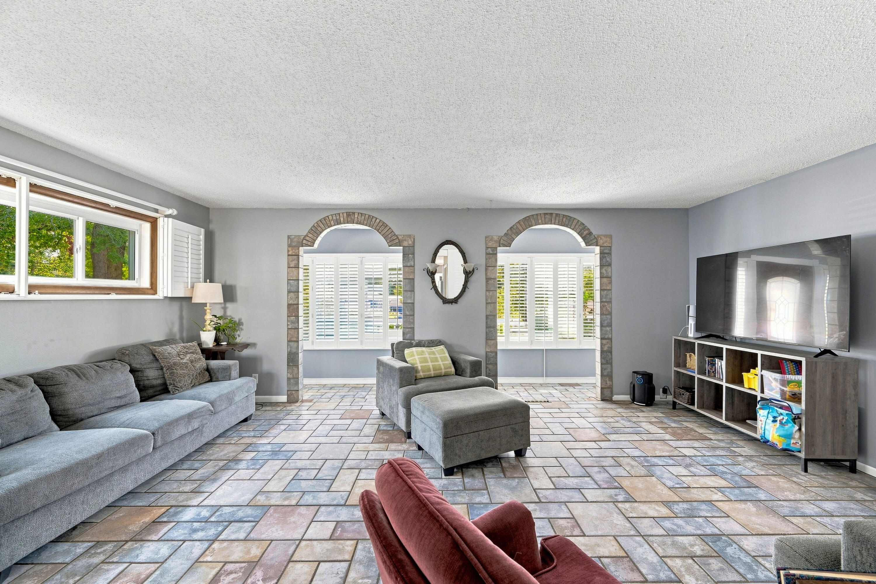 1305 Benton Avenue Property Photo 15