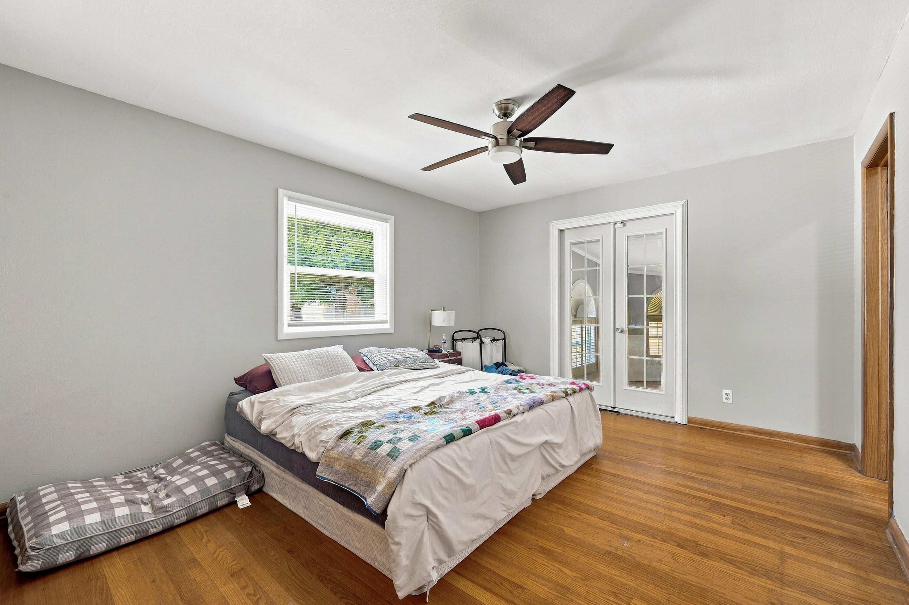 1305 Benton Avenue Property Photo 29