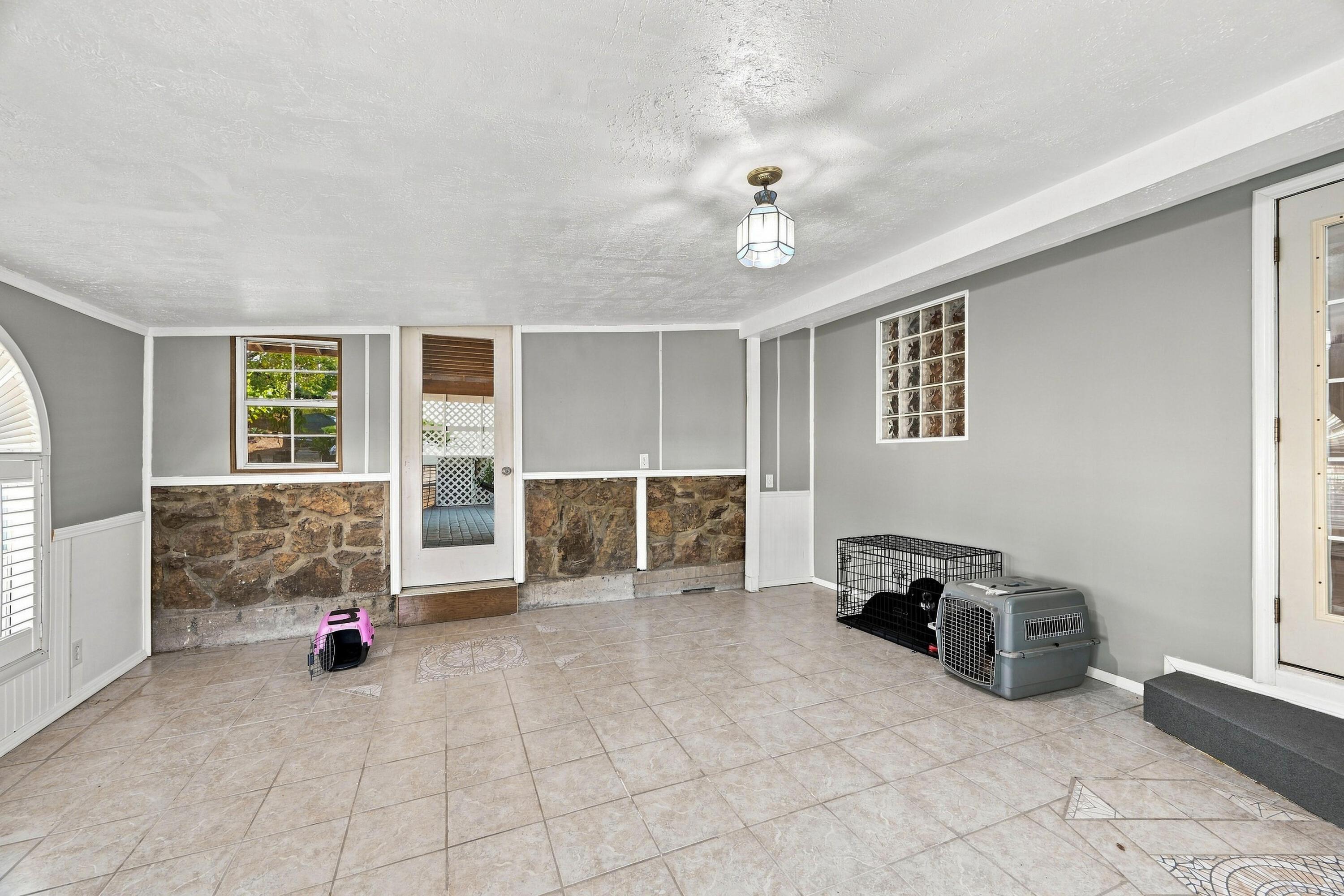 1305 Benton Avenue Property Photo 51