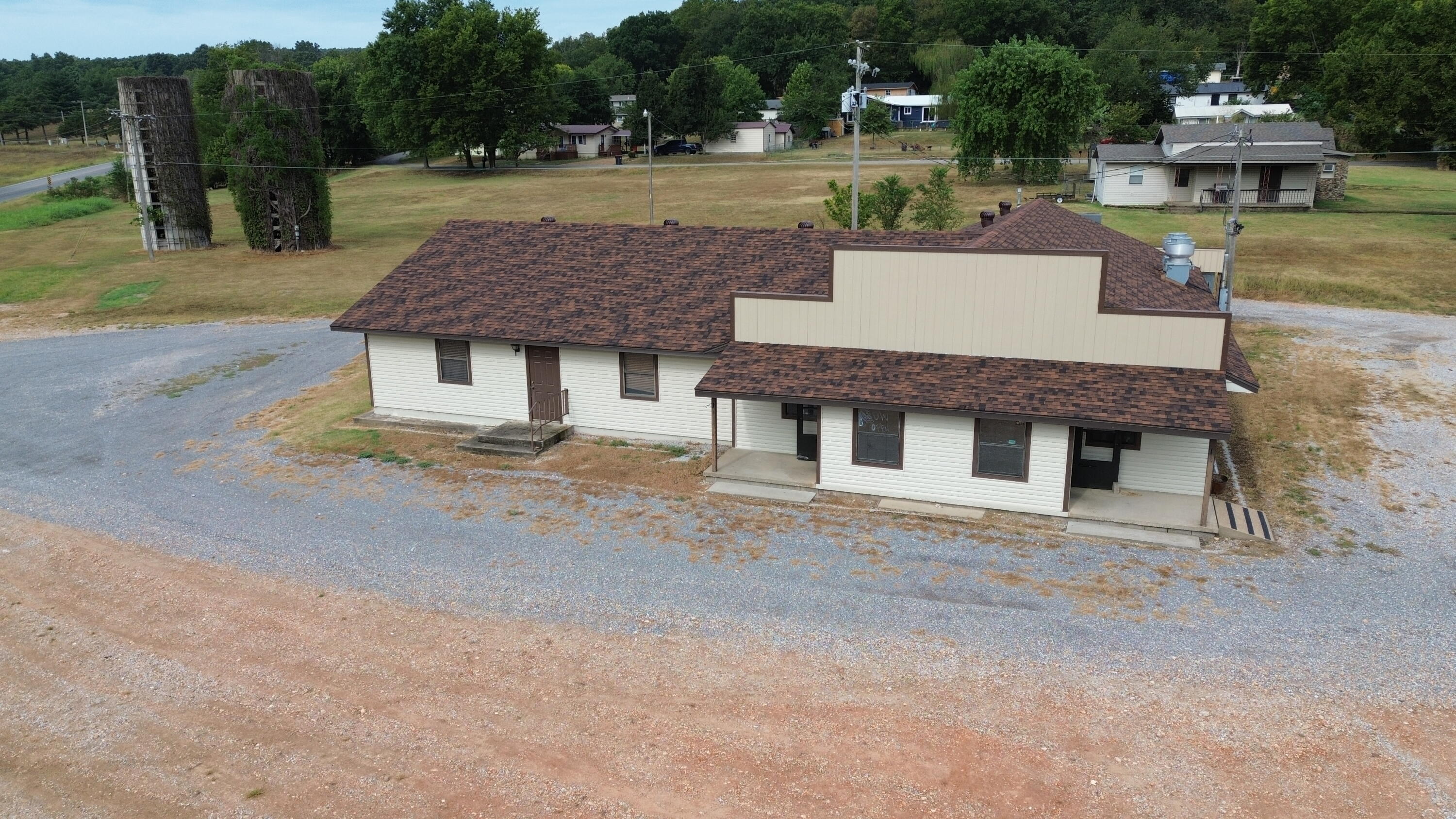 49 County Highway Tt Property Photo 1