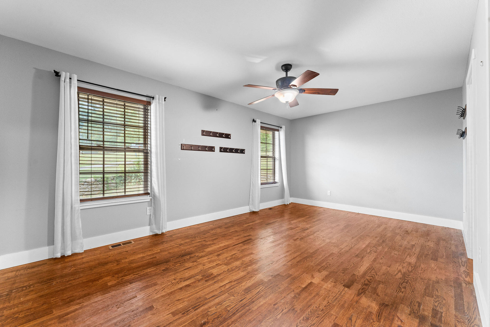 170 2nd Street Property Photo 12