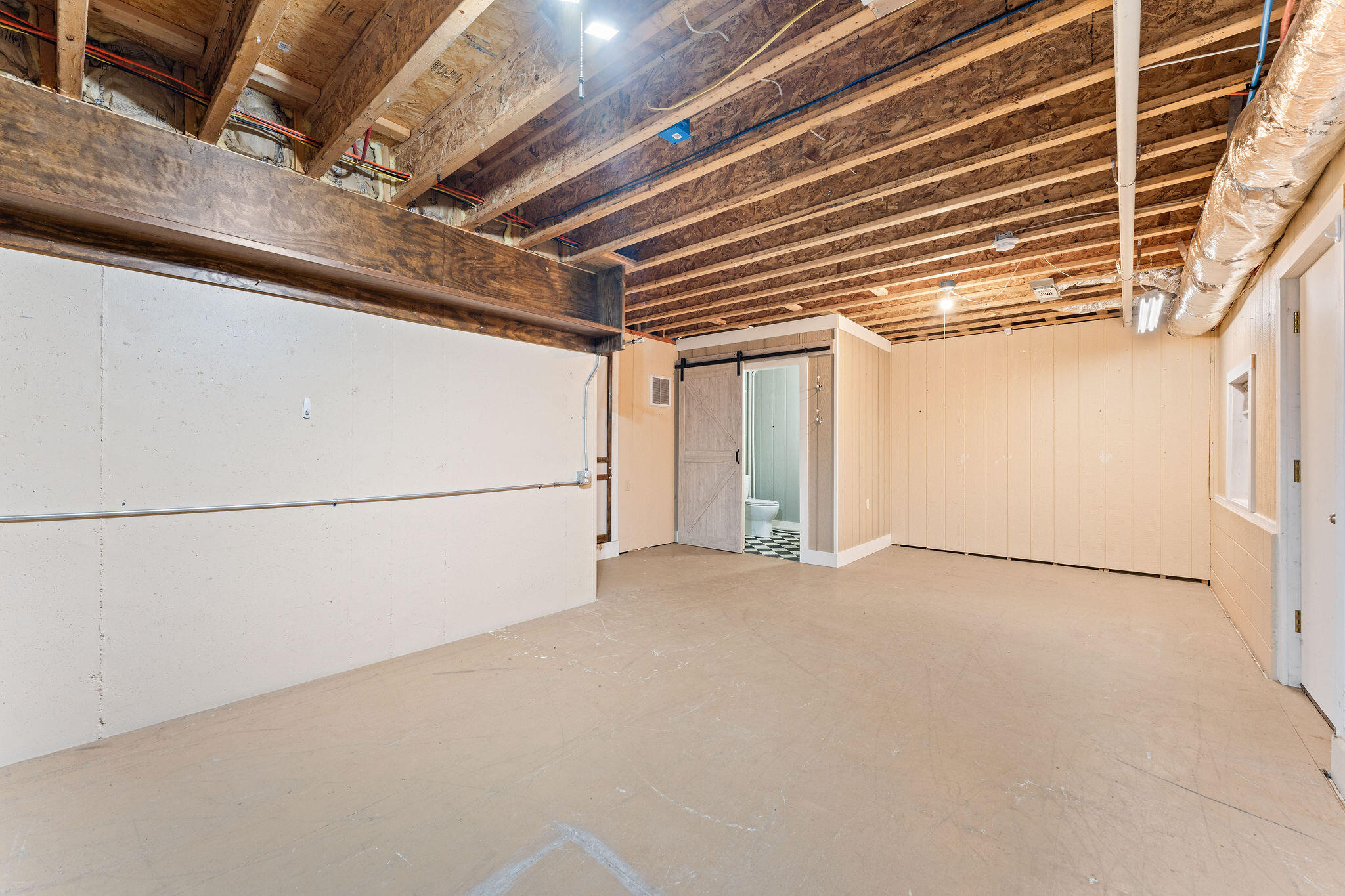 170 2nd Street Property Photo 23