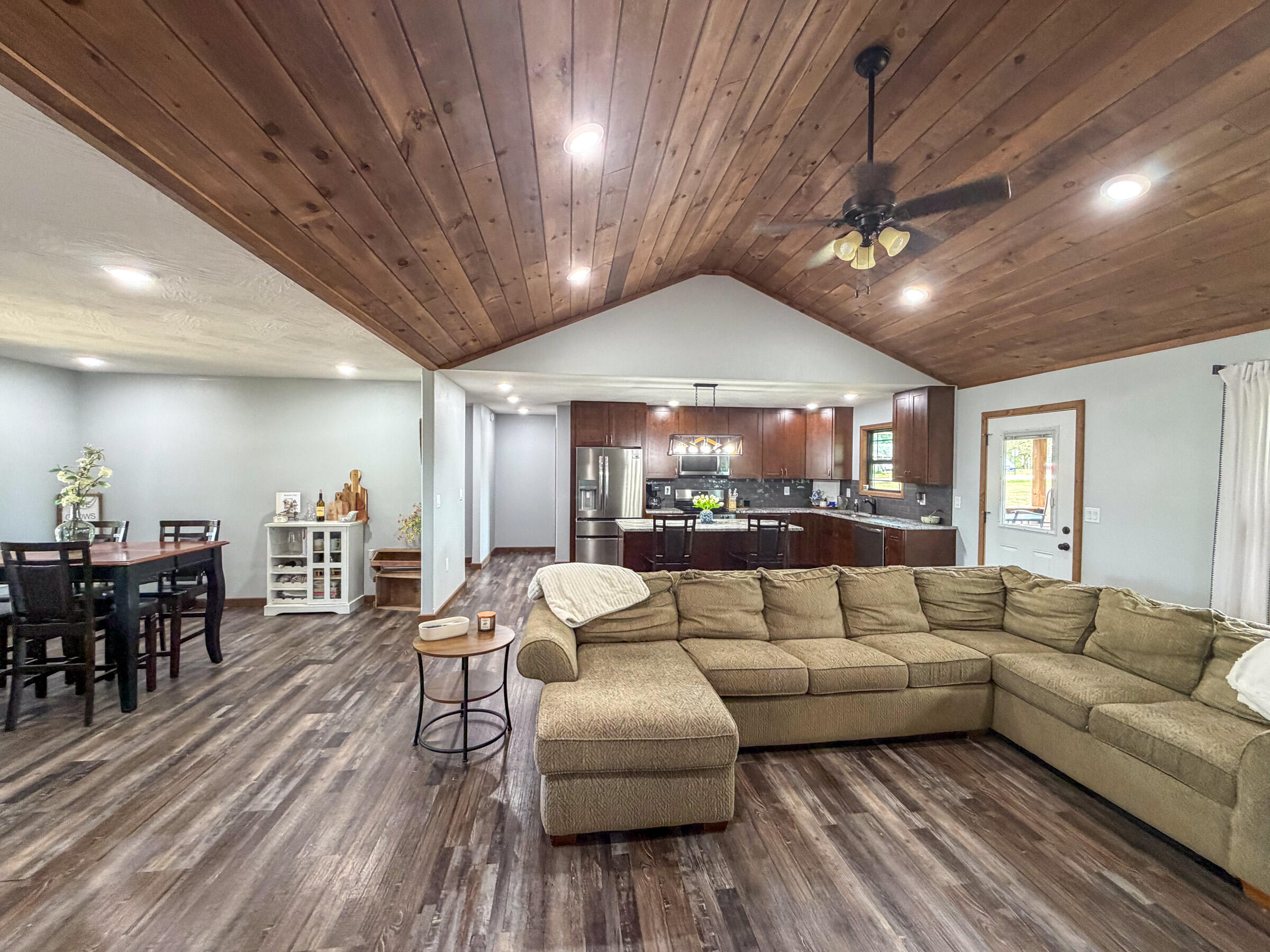 105 Boroughs Street Property Photo 4