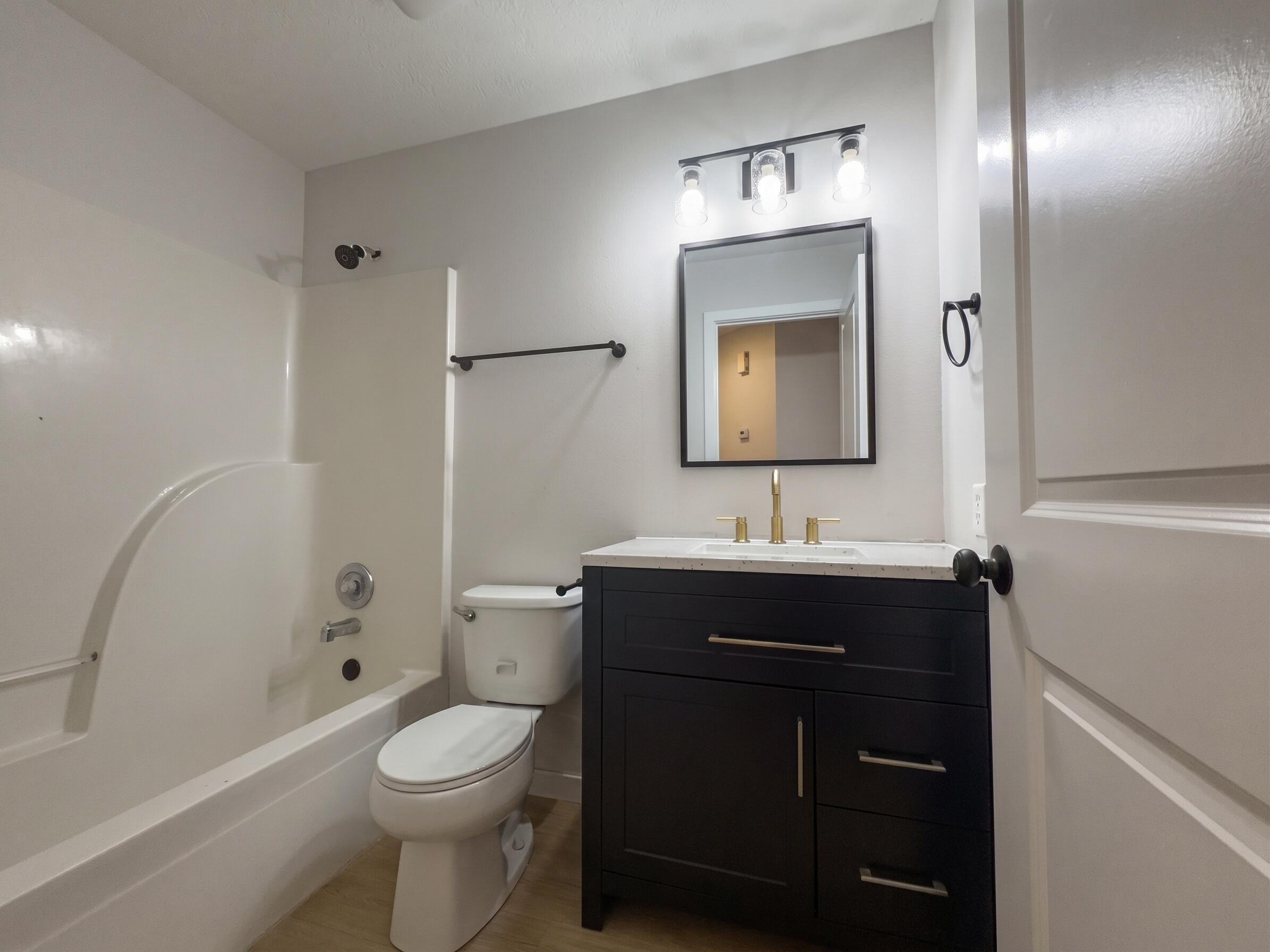 864 South Hickory Lane Property Photo 11