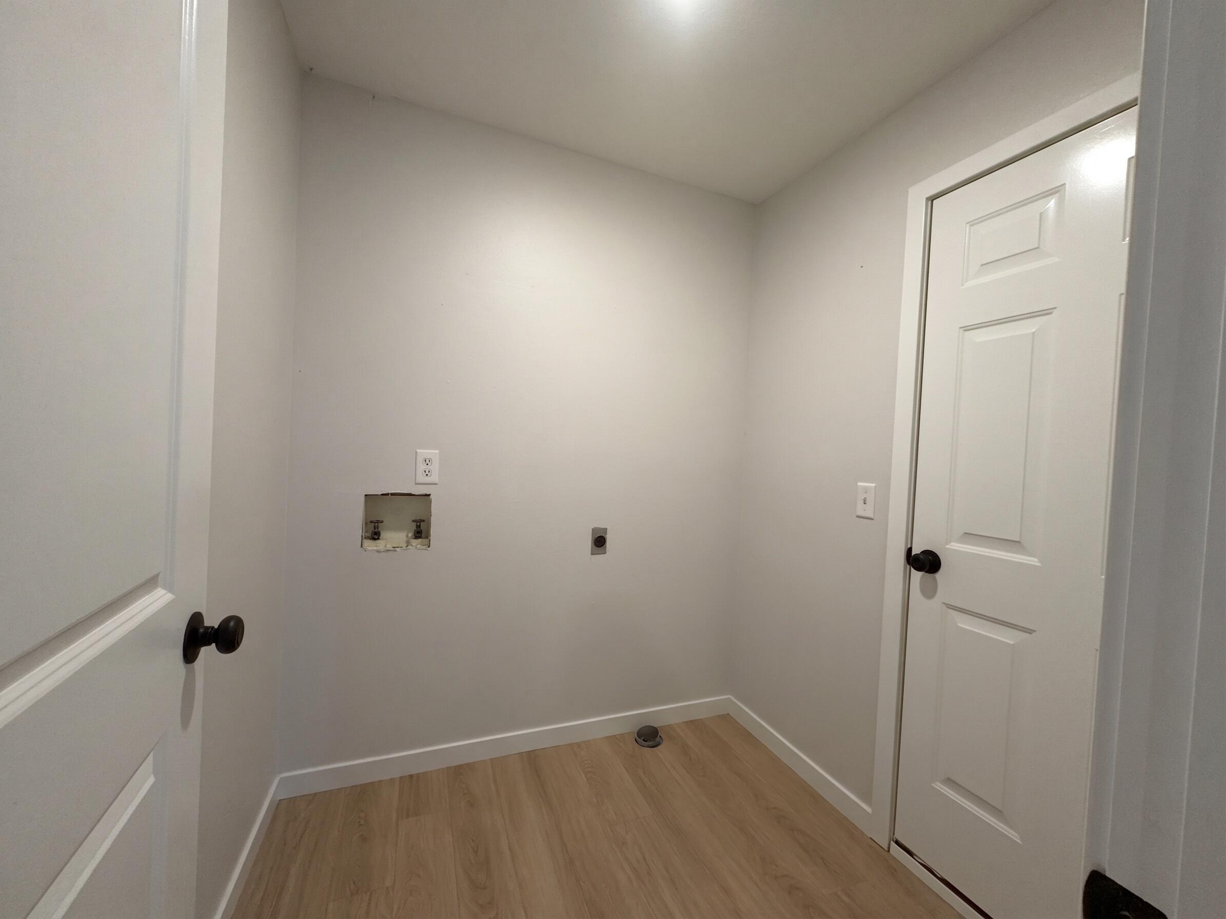 864 South Hickory Lane Property Photo 13
