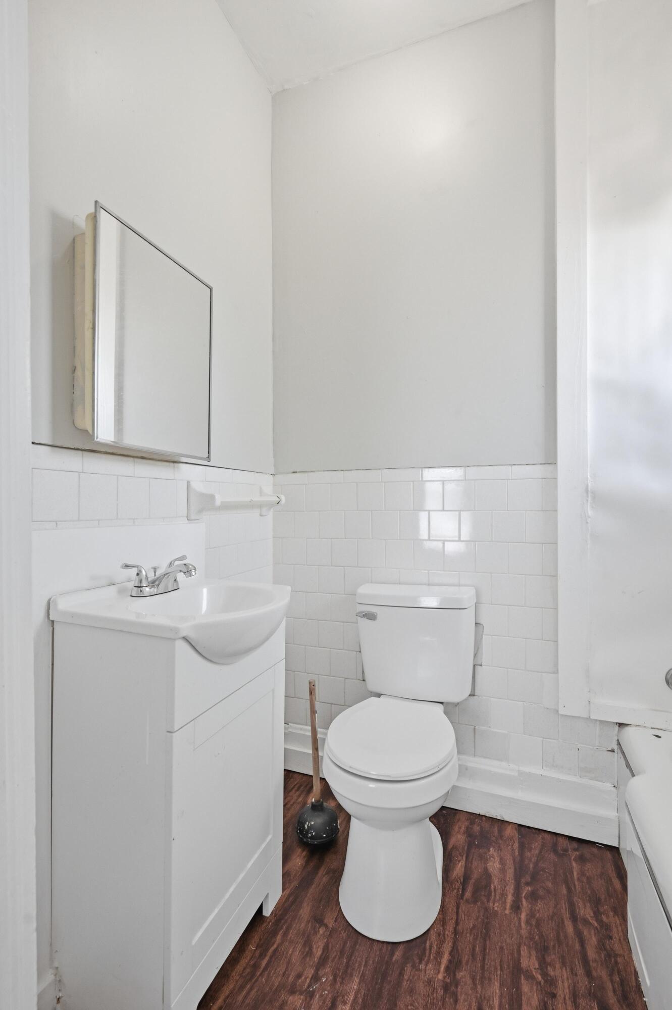 631 North Wall Avenue Property Photo 15