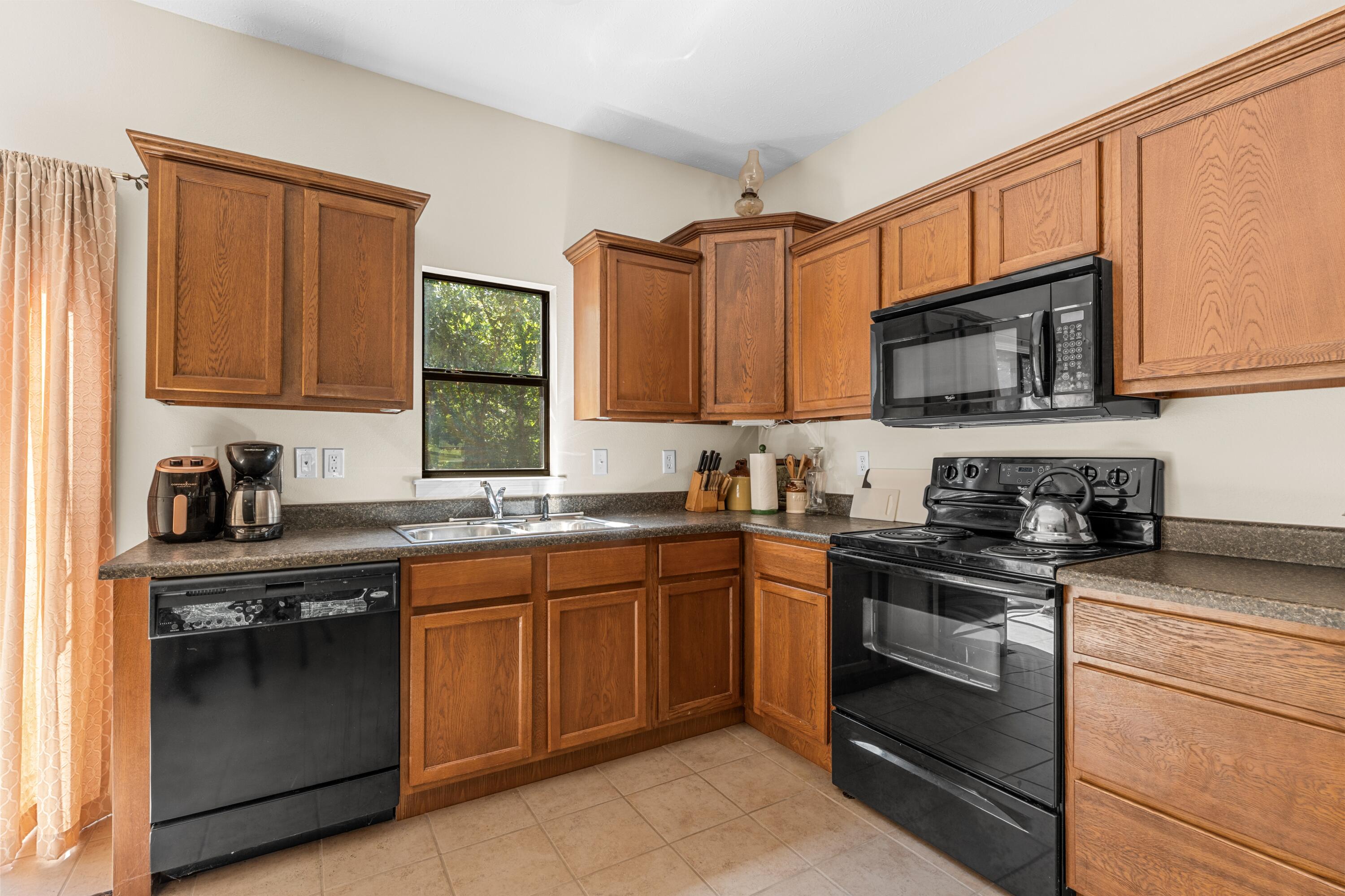 150 Valley Stream Circle Property Photo 8