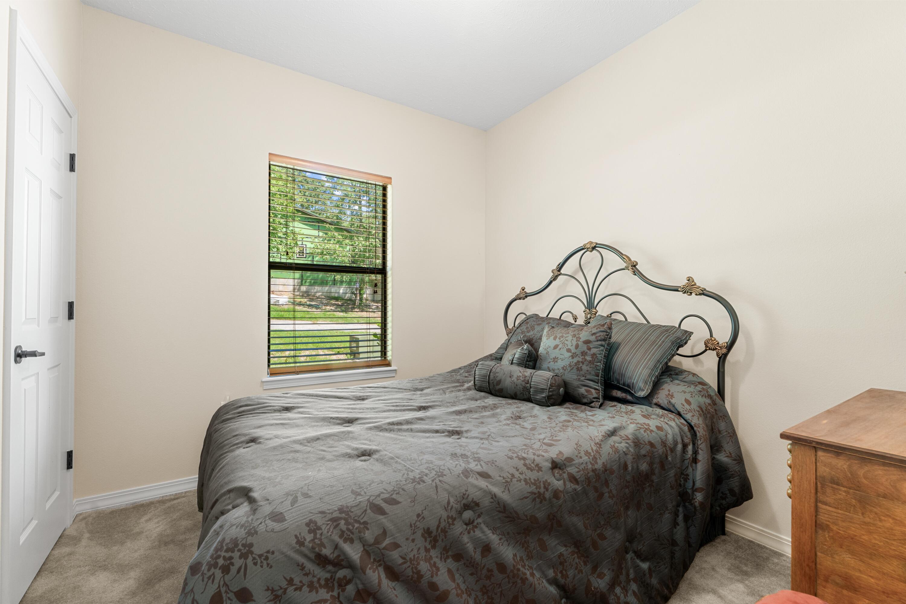150 Valley Stream Circle Property Photo 16