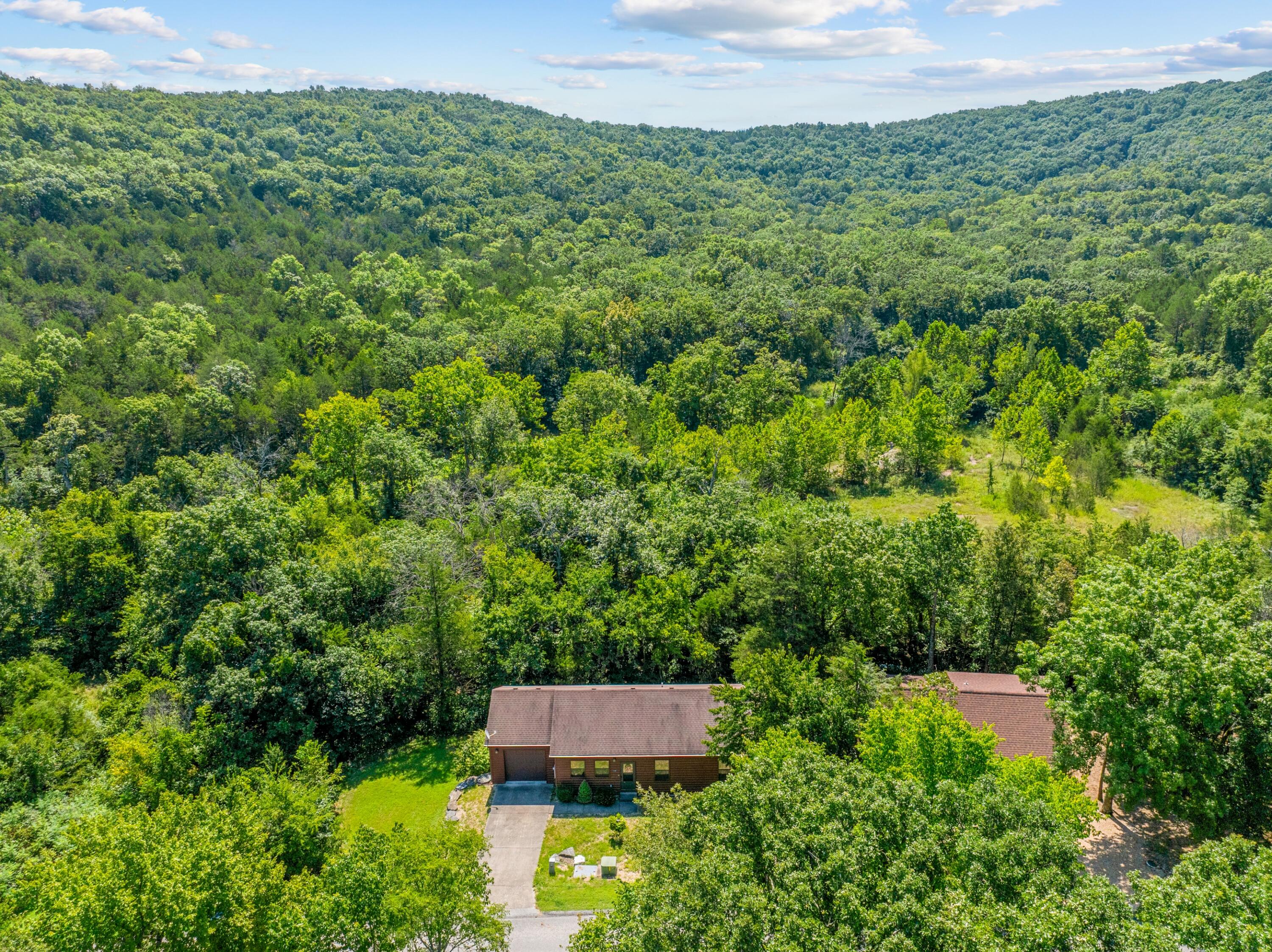 150 Valley Stream Circle Property Photo 23