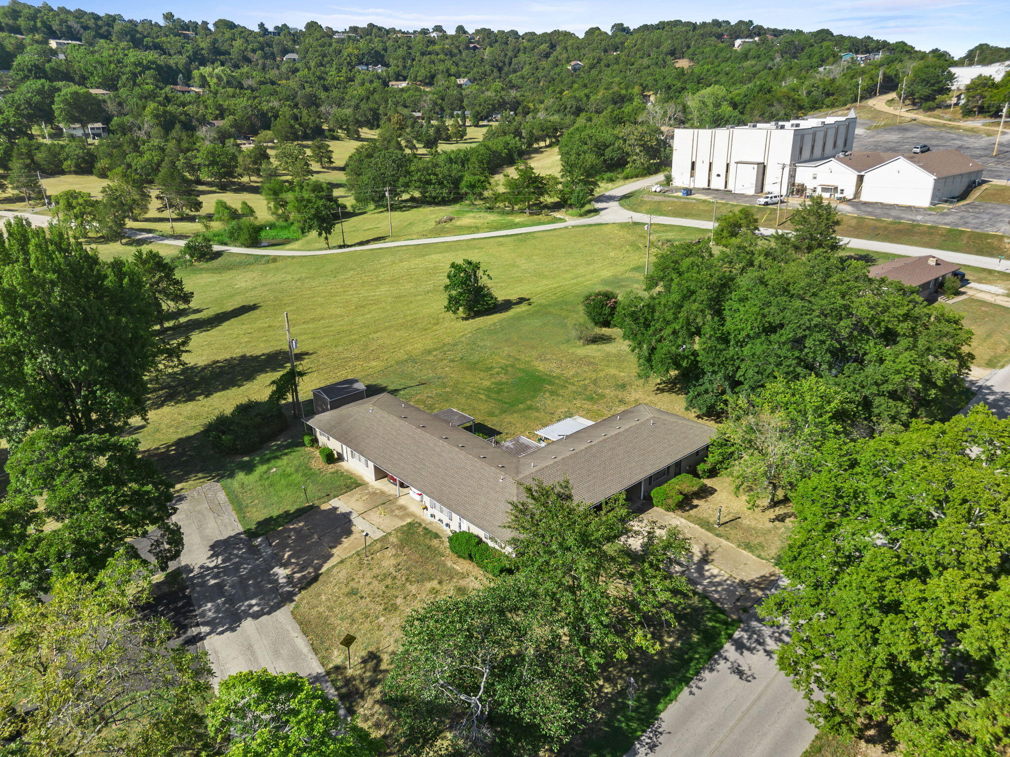 4 Sunnybrook Lane Property Photo 3