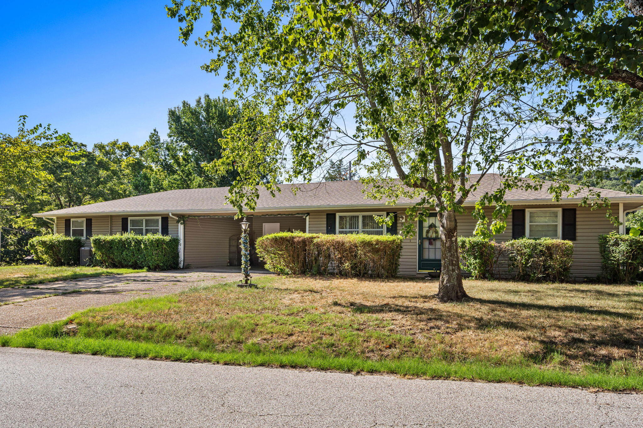4 Sunnybrook Lane Property Photo 6