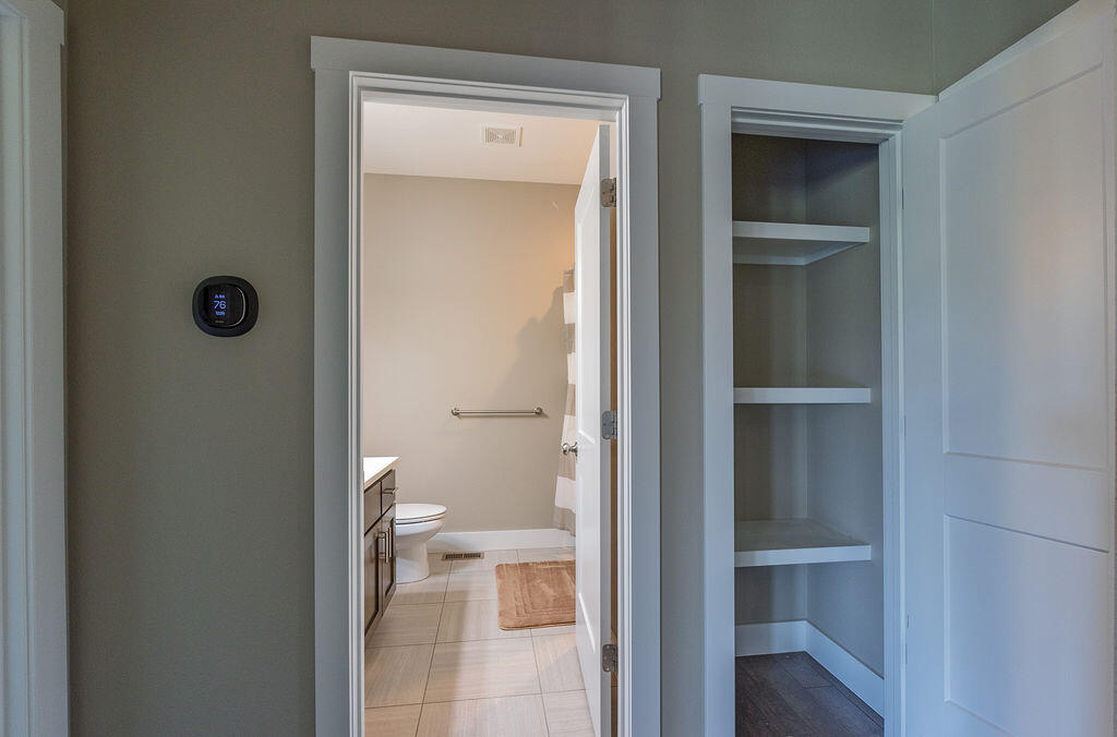 121 Southern Fields Circle Property Photo 22