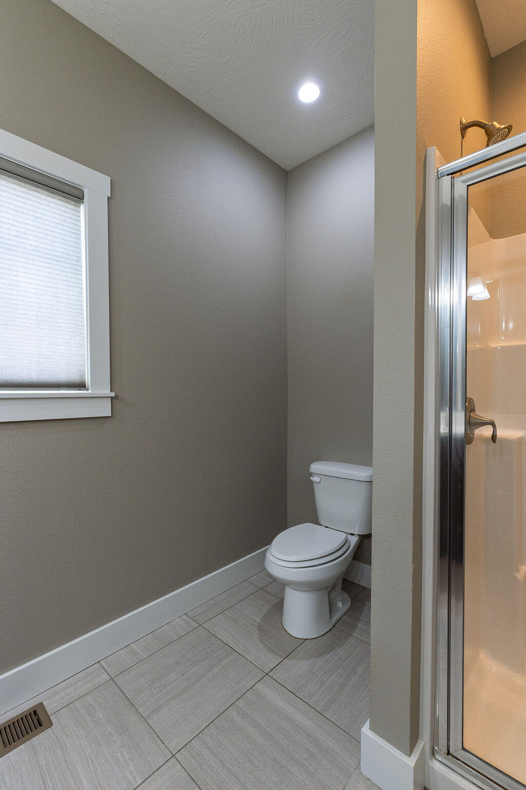 121 Southern Fields Circle Property Photo 34