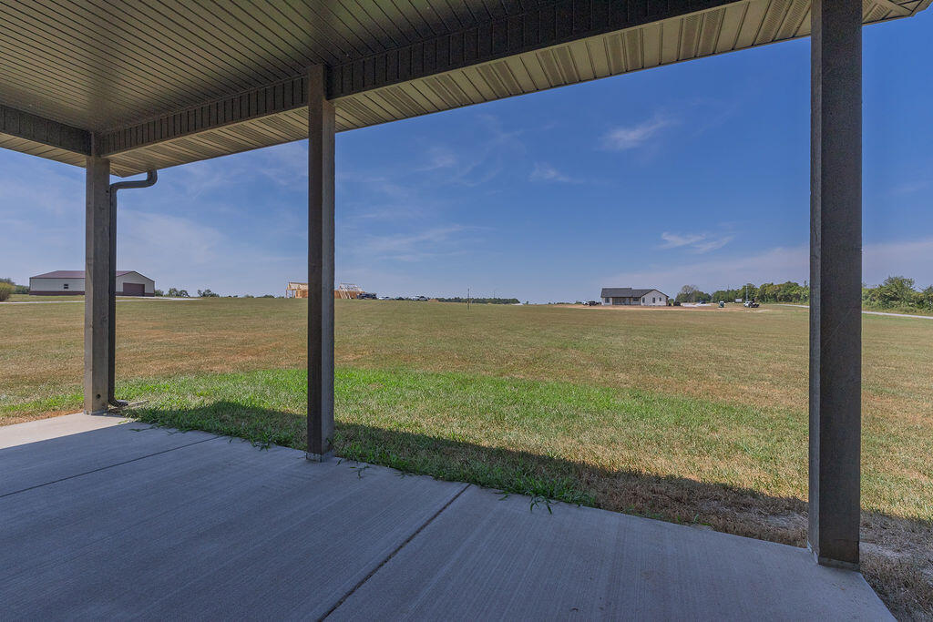 121 Southern Fields Circle Property Photo 41