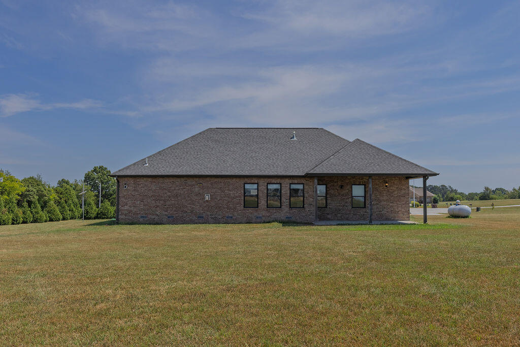 121 Southern Fields Circle Property Photo 45