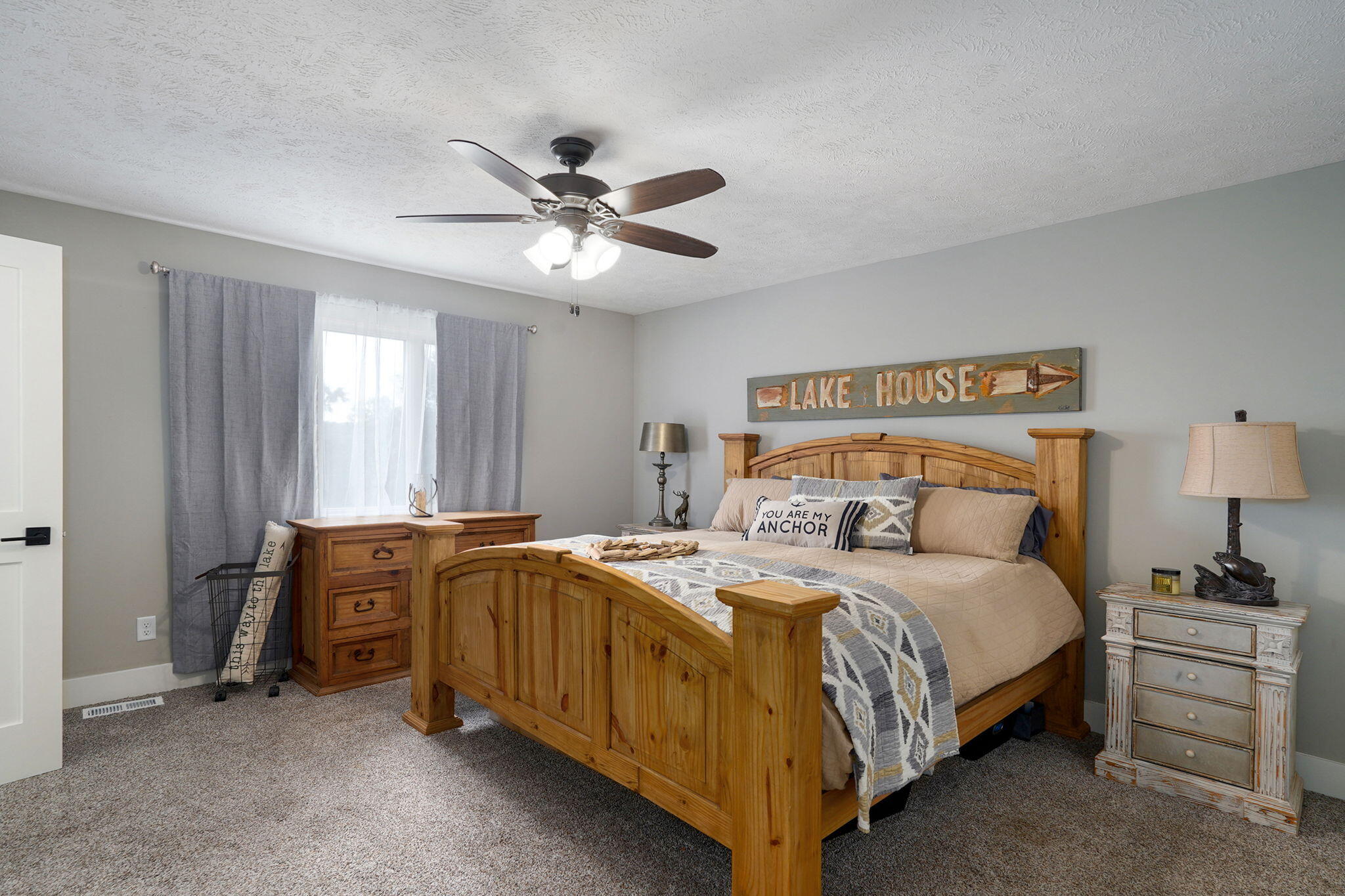 313 Lakefront Circle Property Photo 19