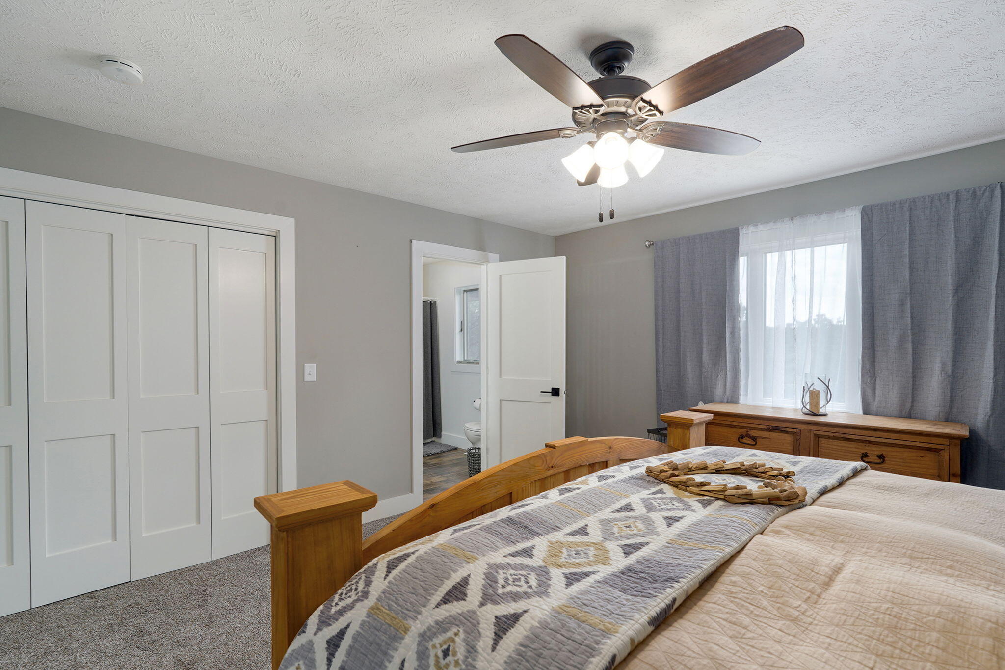 313 Lakefront Circle Property Photo 21