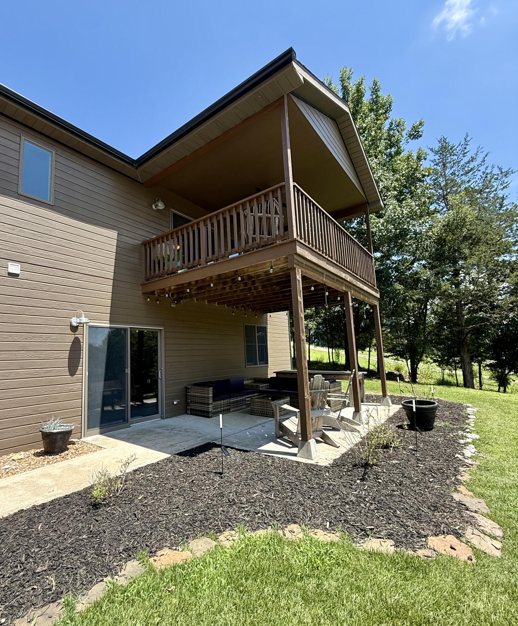 313 Lakefront Circle Property Photo 48