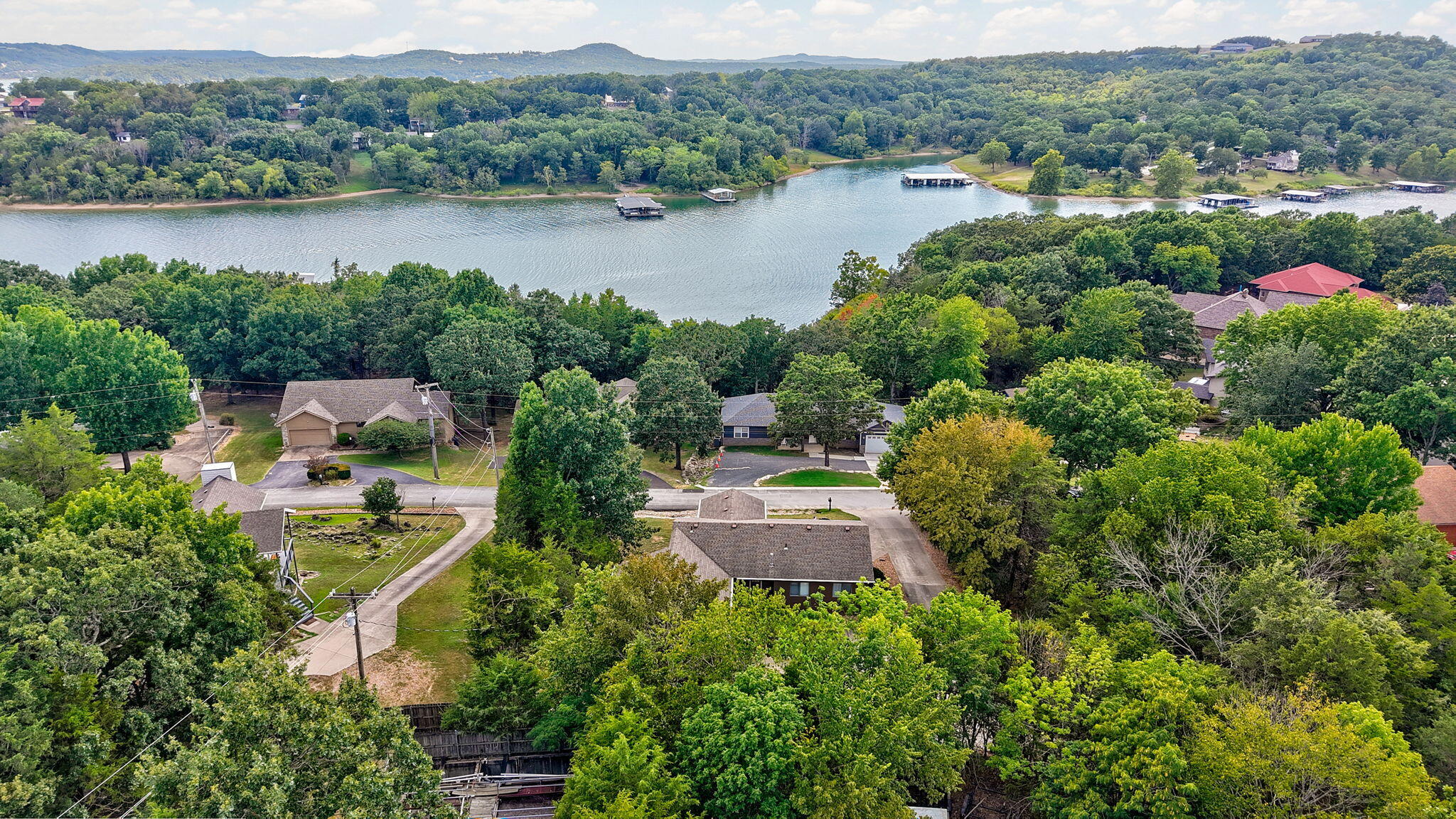 313 Lakefront Circle Property Photo 54