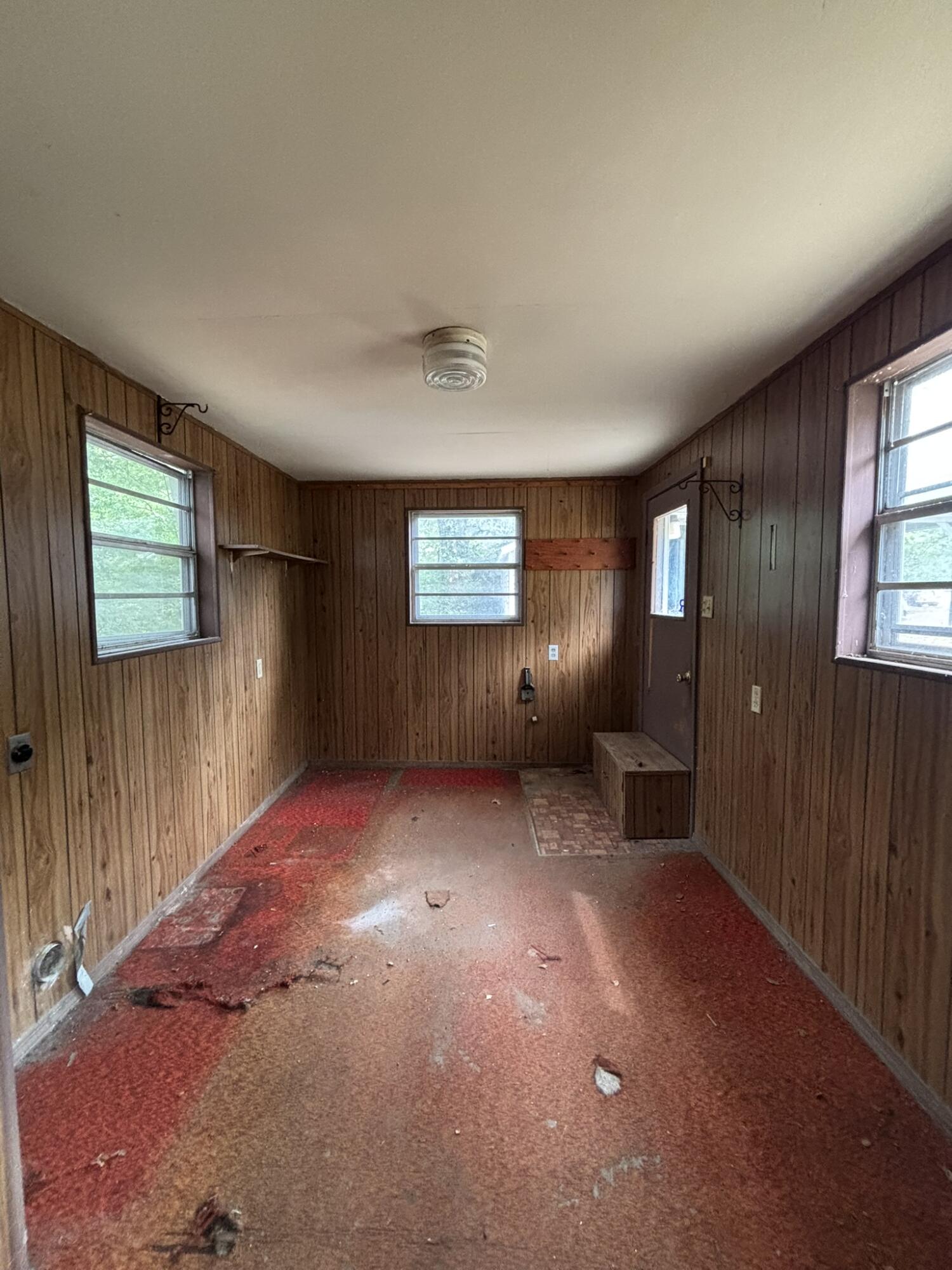 736 East 14th Street Property Photo 10