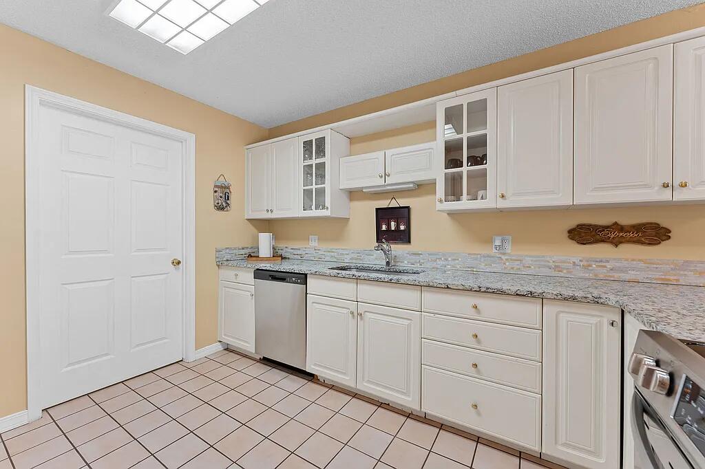193 Avondale Drive Apt 3 Property Photo 7