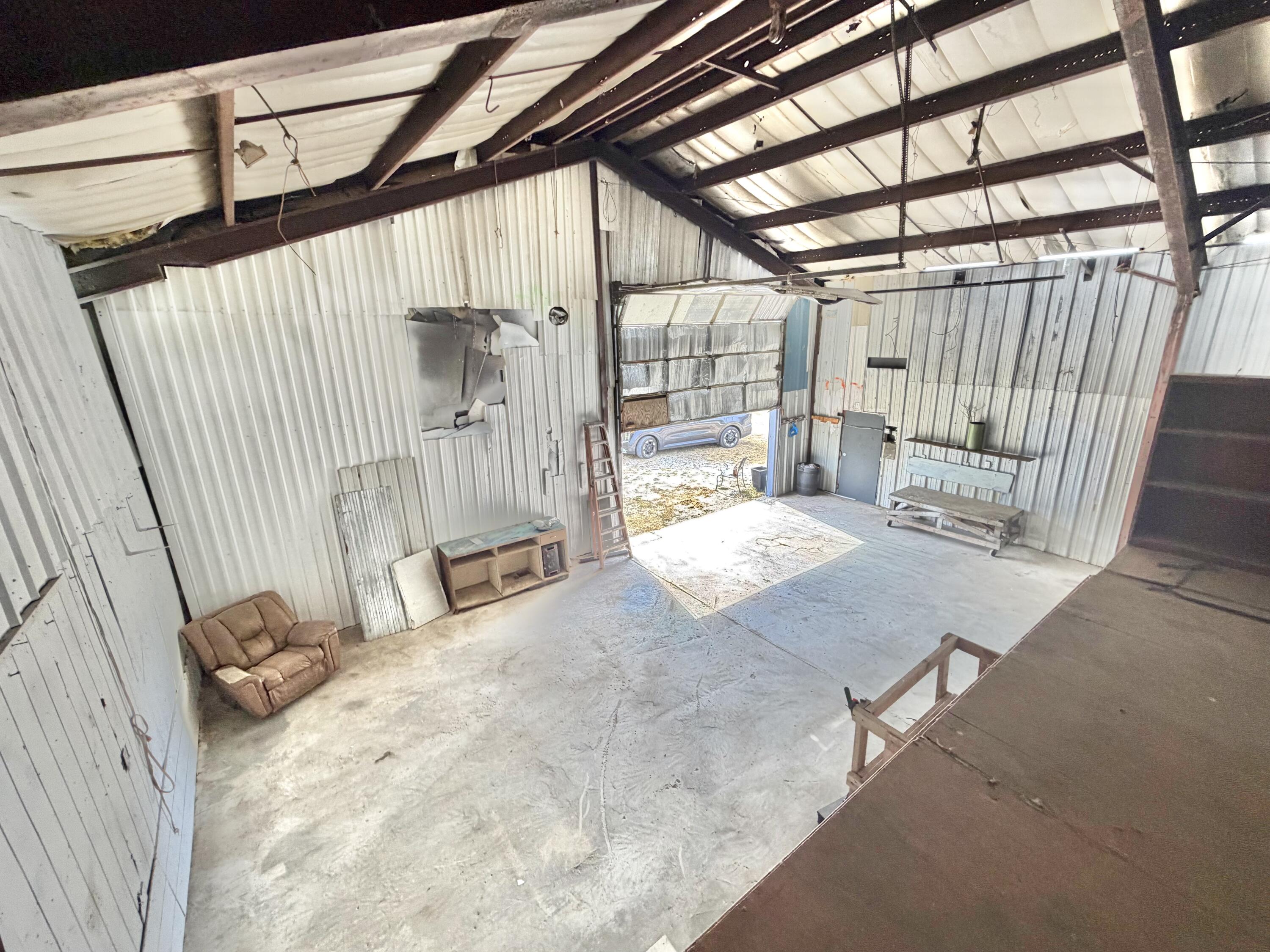9741 Gateway Drive Property Photo 11