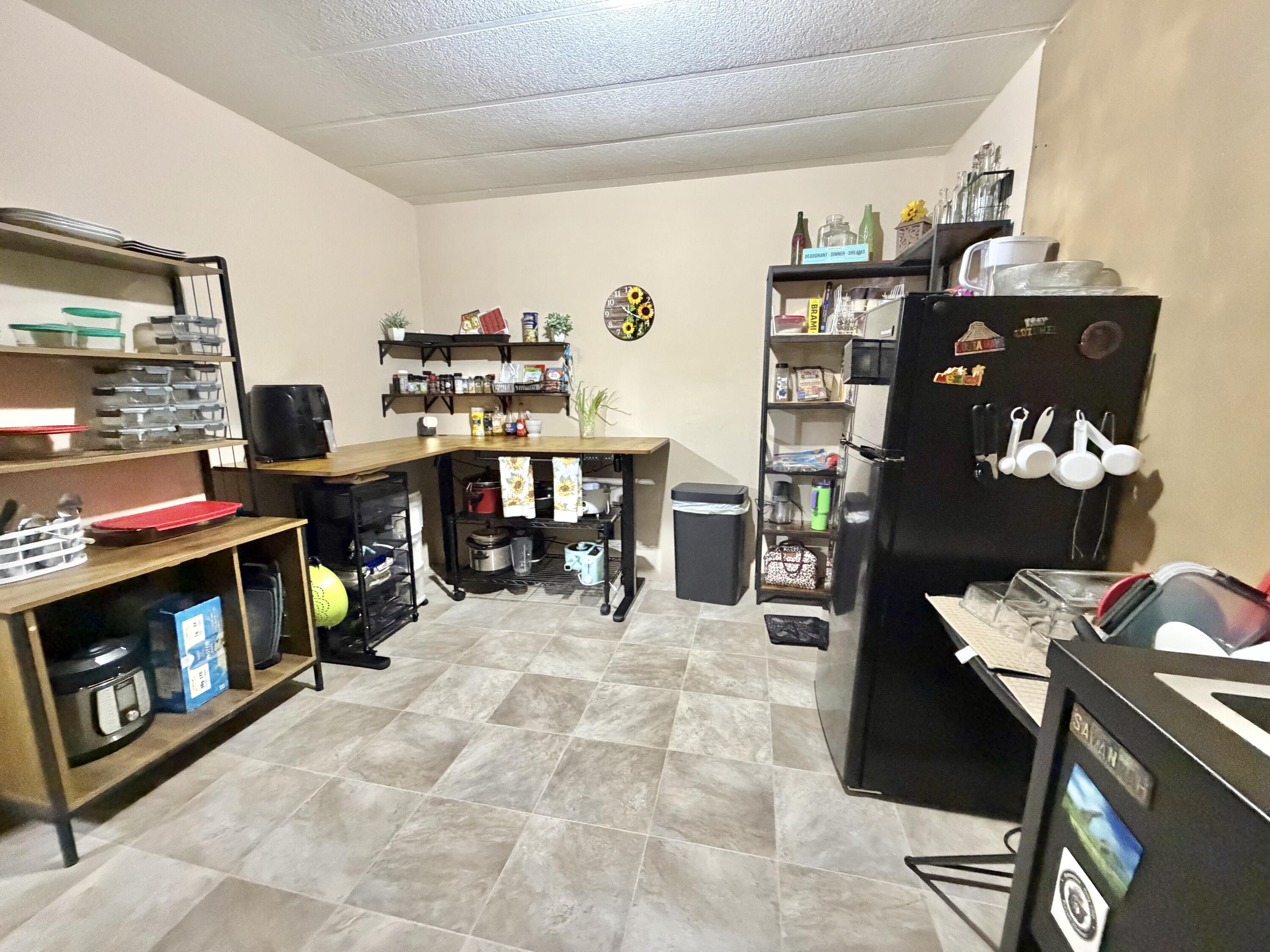 9741 Gateway Drive Property Photo 21