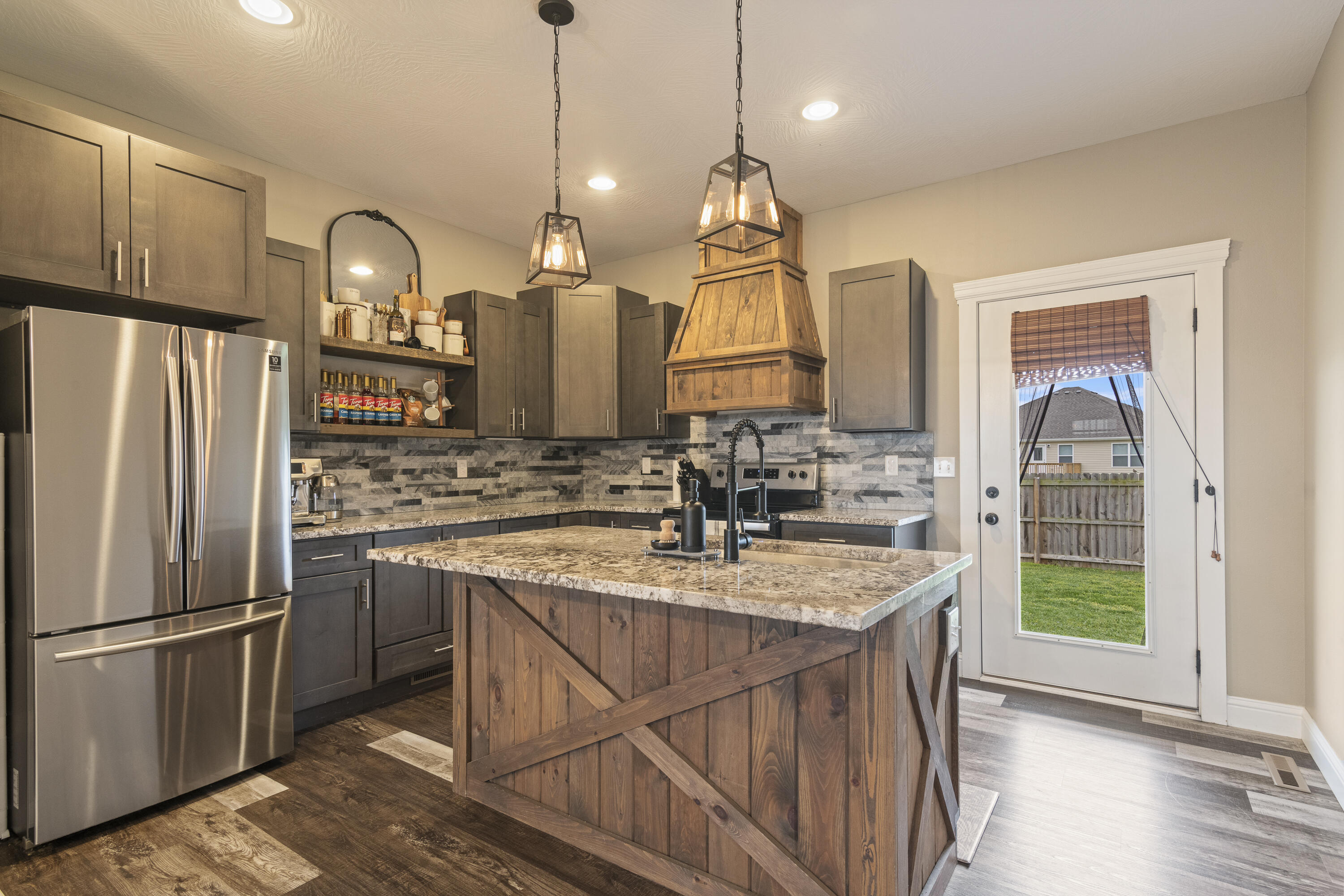 2390 South Sedona Court Property Photo 12