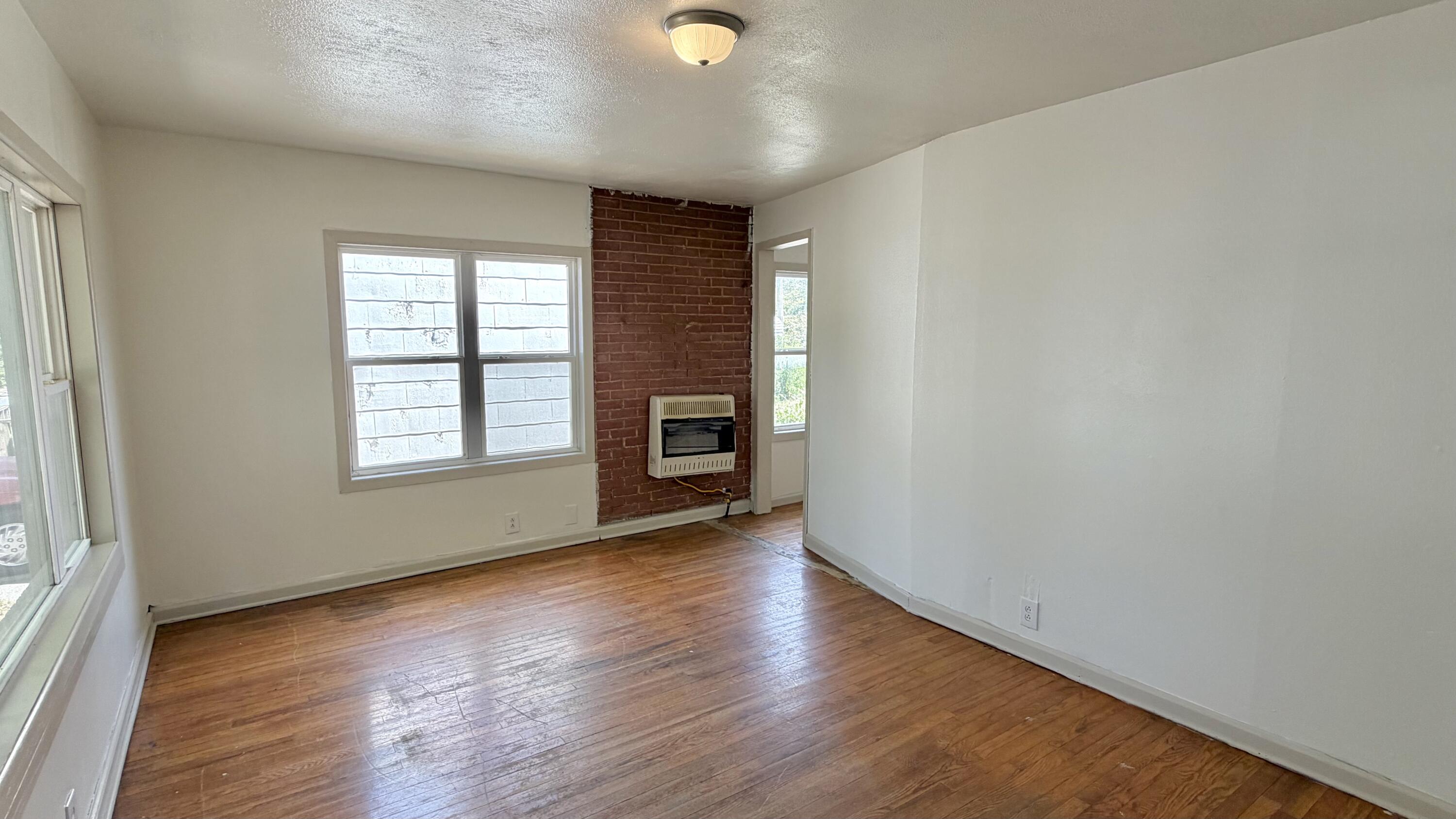 1406 West 5th Street Property Photo 6