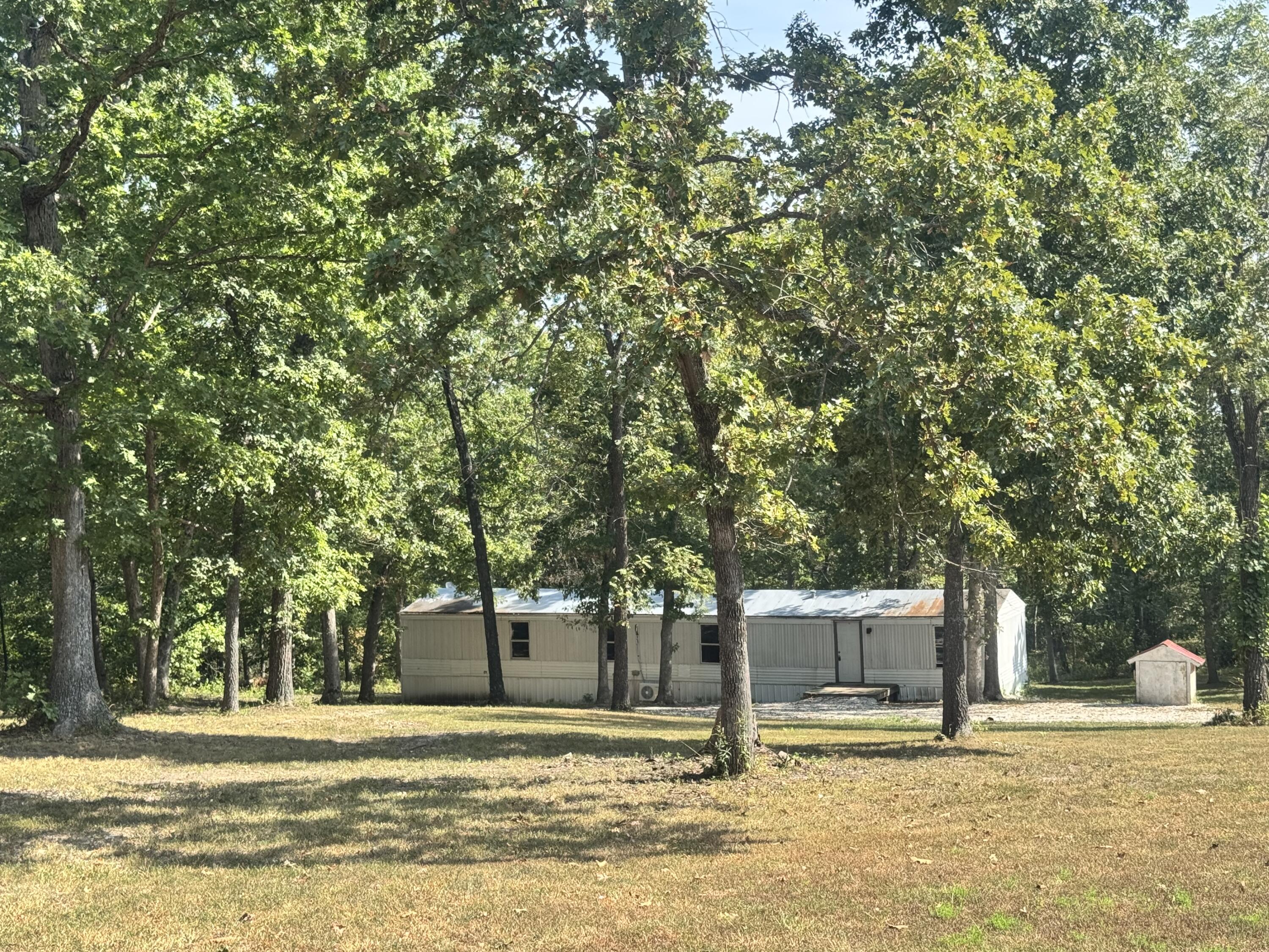 37 Clear Brook Lane Property Photo 4