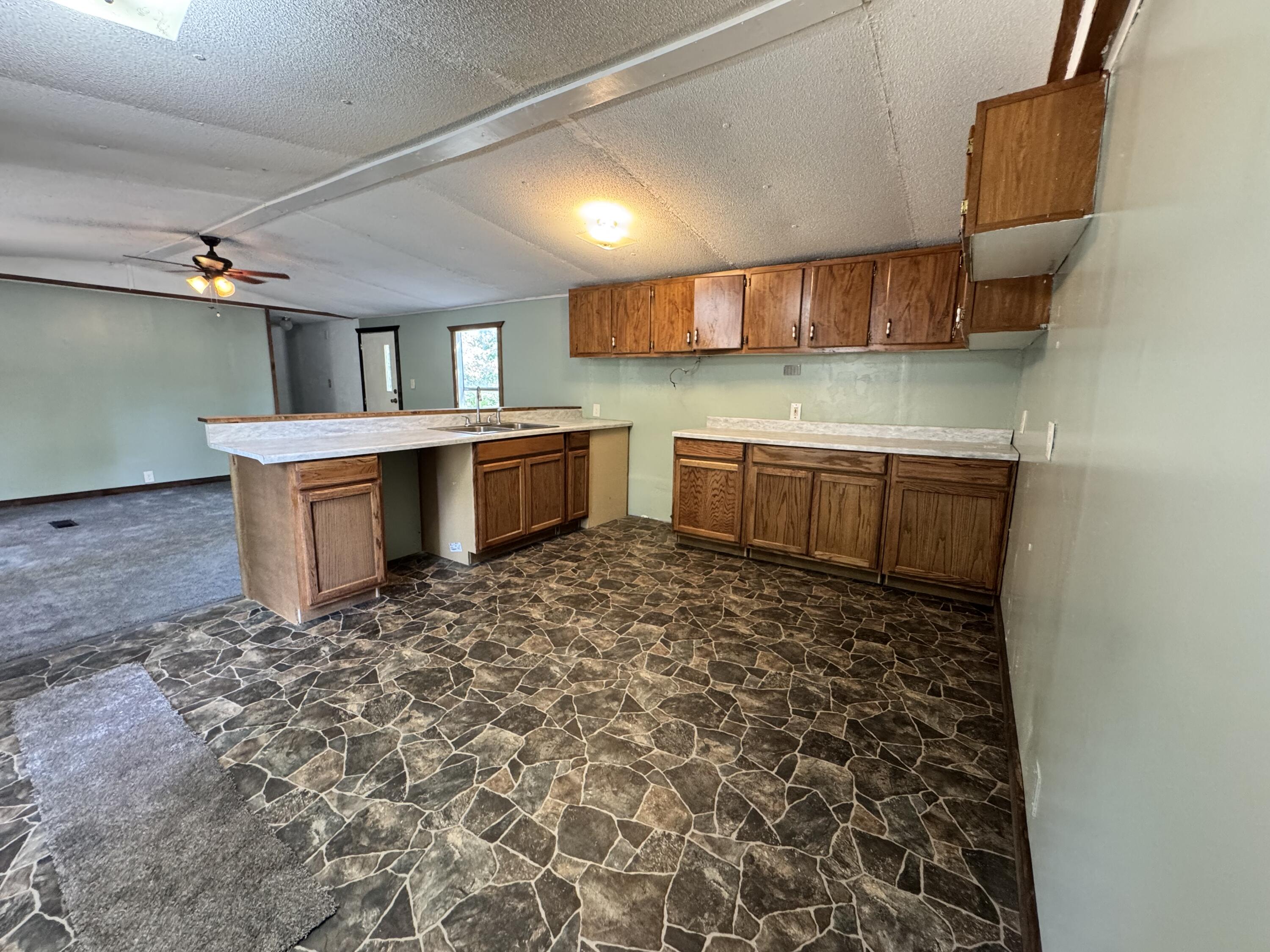 37 Clear Brook Lane Property Photo 21