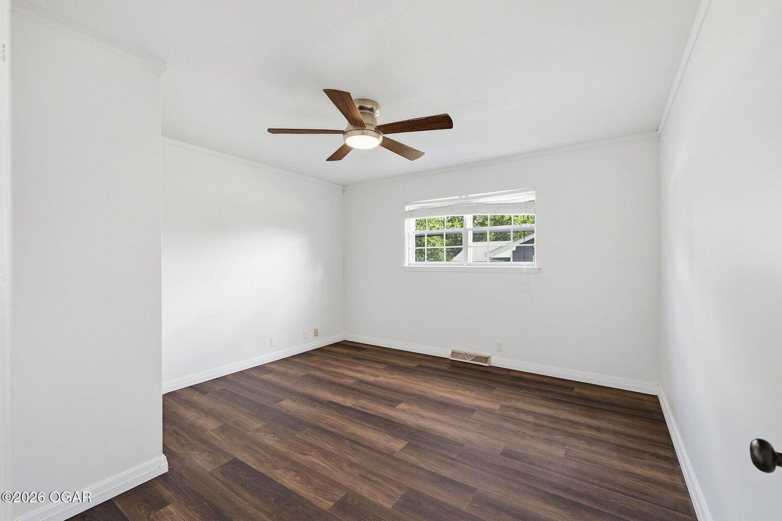 2905 South Illinois Avenue Property Photo 18